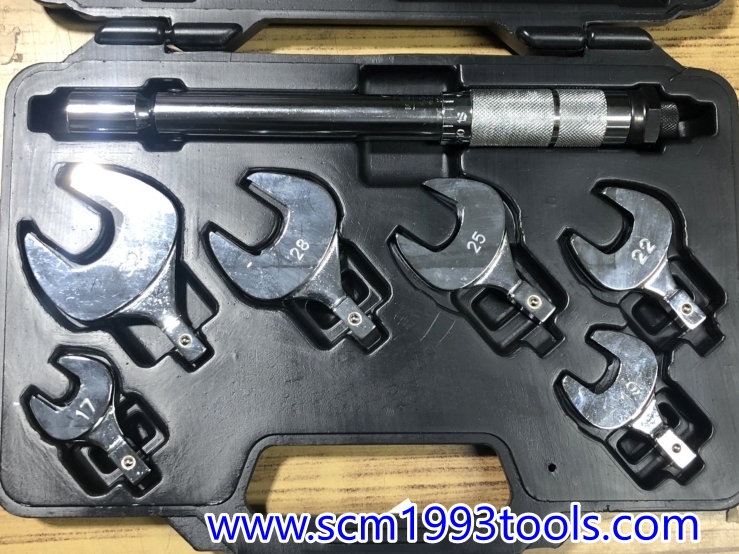 CoolMax รุ่น CM-121 ประแจปอร์น + ปากตาย 17-32 mm. Torque Wrenches