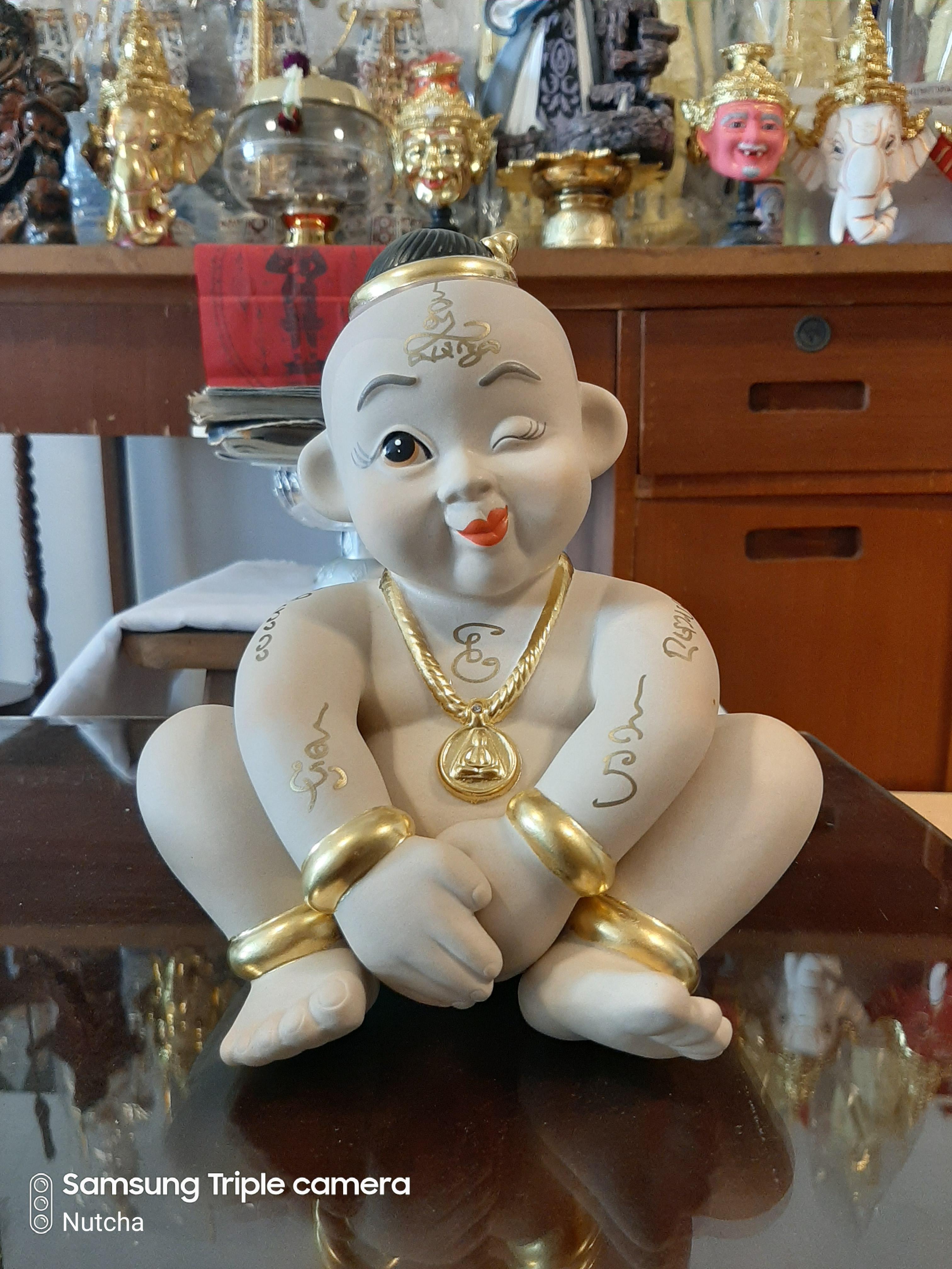 กุมารเทพ (โกยทรัพย์รับโชค) ลพ.เอก ; ร้านตั้งชื่อว่า นายดี