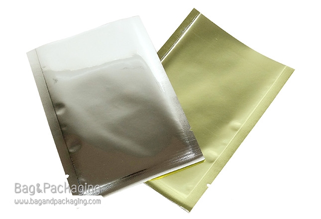 ถุงหน้าใส หลังทอง ซีล 3 ด้าน