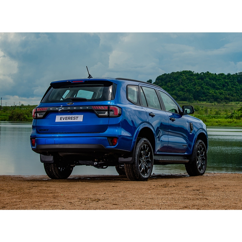 ครอบฝาถังน้ำมัน Ford Everest Next Gen ฟอร์ด เอเวอเรสต์ ปี 2022-ปัจจุบัน (สีดำเงา)