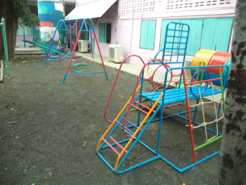 รหัส PG ผลงานติดตั้ง (โรงเรียนบ้านรางจิก ต.หนองขาว อ.ท่าม่วง จ.กาญจนบุรี) เครื่องออกกำลังกายเด็ก