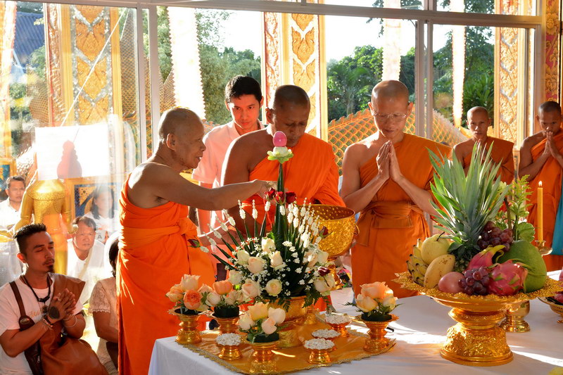 พญาช้างปู้ก่ำงาเขียว เนื้อทองเหลืองนอกปัดเงา (พระอาจารย์เล็กร่วมเสก) วัดพระพุทธบาทถ้ำป่าไผ่ เลข ๓๓๑