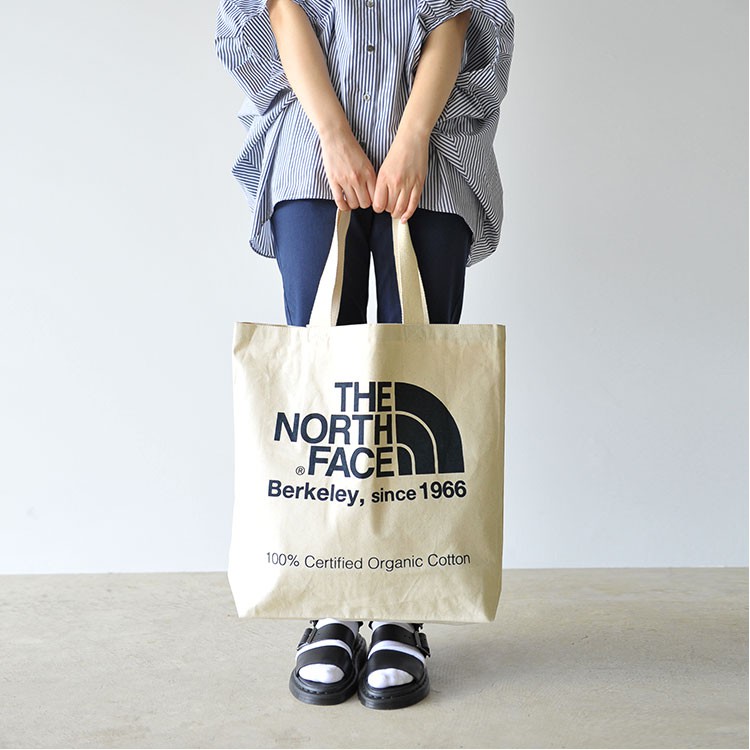 กระเป๋าผ้าสะพายข้าง The North Face - Organic Cotton Tote รุ่นพิเศษจากญี่ปุ่น ของใหม่ ของแท้ พร้อมส่ง