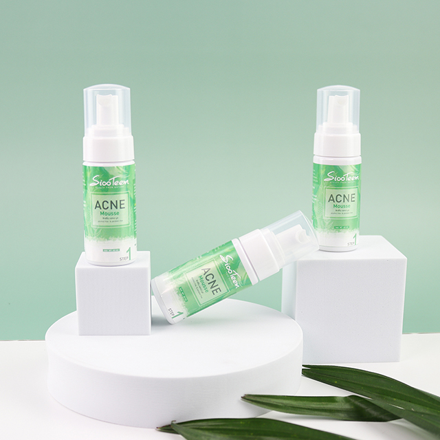 SixTeem รักษาสิว ลดสิว กระชับรูขุมขน เซ็ตรักษาสิว 3 ขั้นตอน