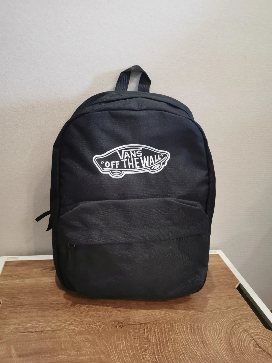 กระเป๋าเป้ Vans Realm Backpack Black ของแท้ พร้อมส่ง จากไทย