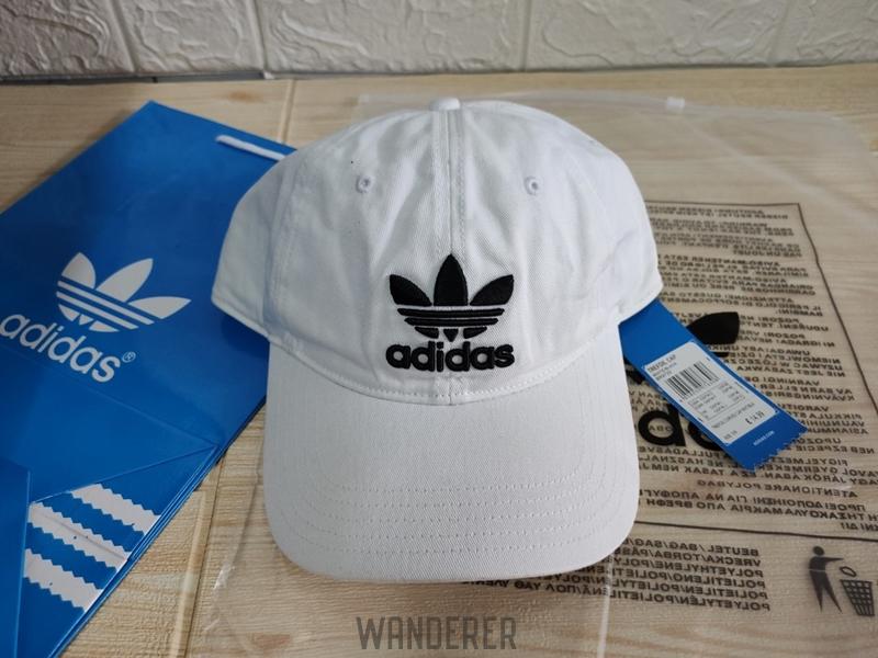 หมวก Adidas Original ของแท้ พร้อมส่ง มาพร้อมป้าย Tag และถุงใส่ หมวกแก๊ป ของแท้ แน่นอน 100 %