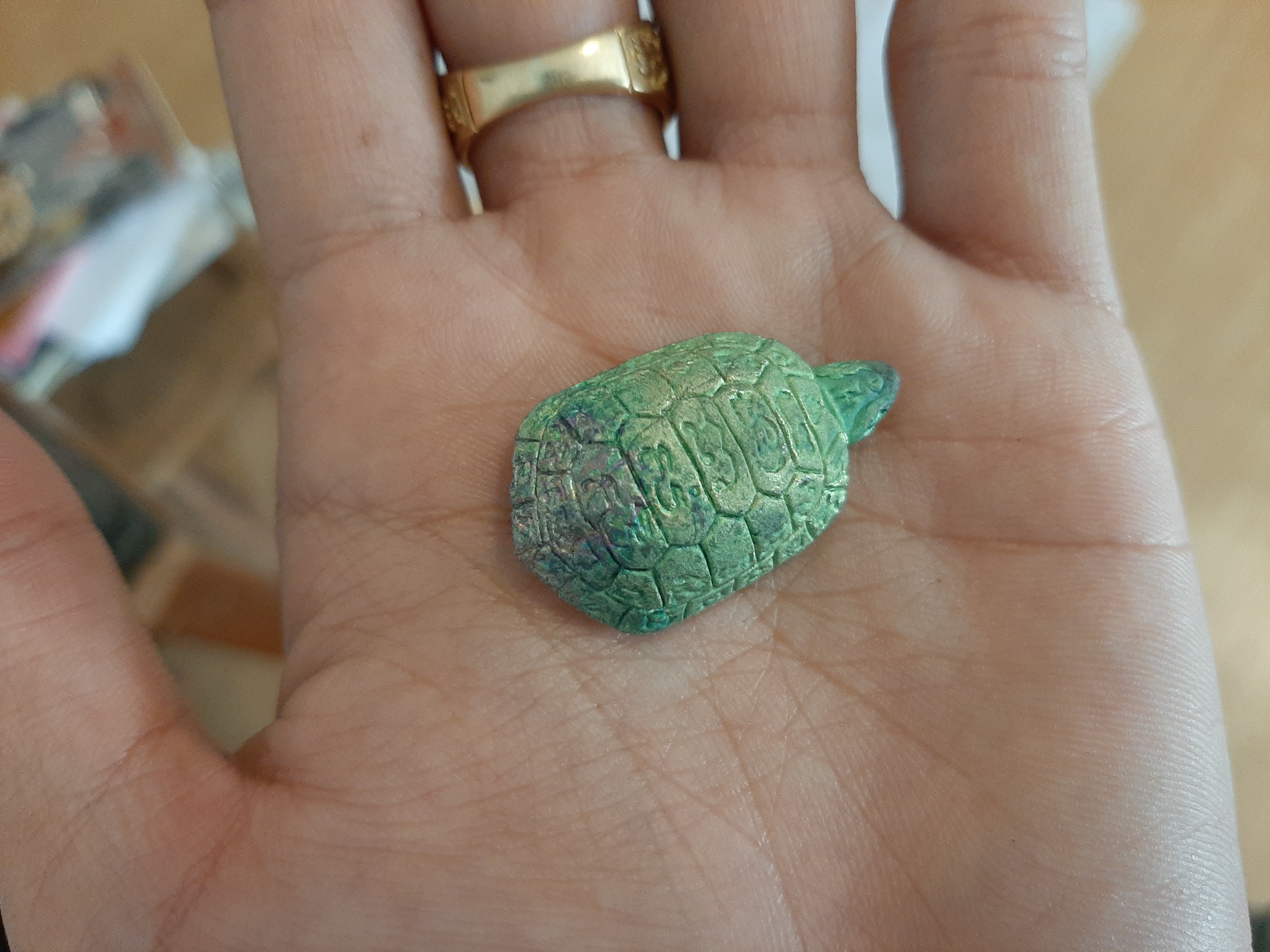 พญาเต่า เนื้อรวมแร่ หลวงพ่อหนุน วัดพุทธโมกข์ สีพาสเทล โค๊ตใต้ท้อง