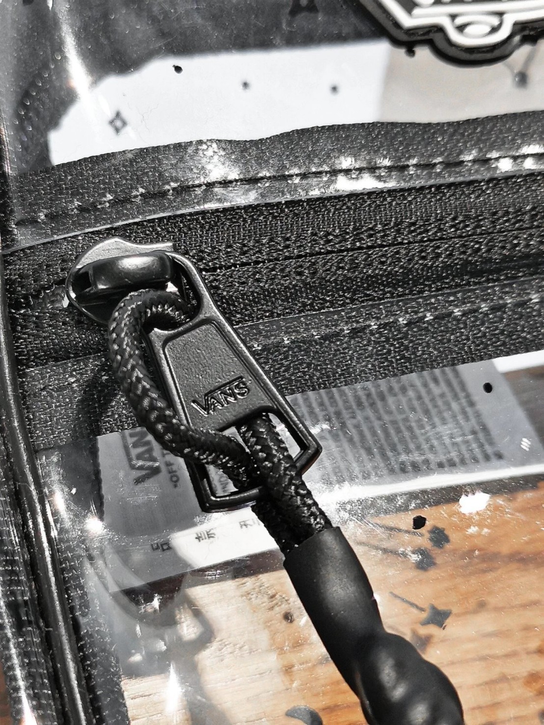 กระเป๋าสะพายข้าง Vans Street Clear Crossbody Bag ของแท้ ใหม่ล่าสุด พร้อมส่งจากไทย