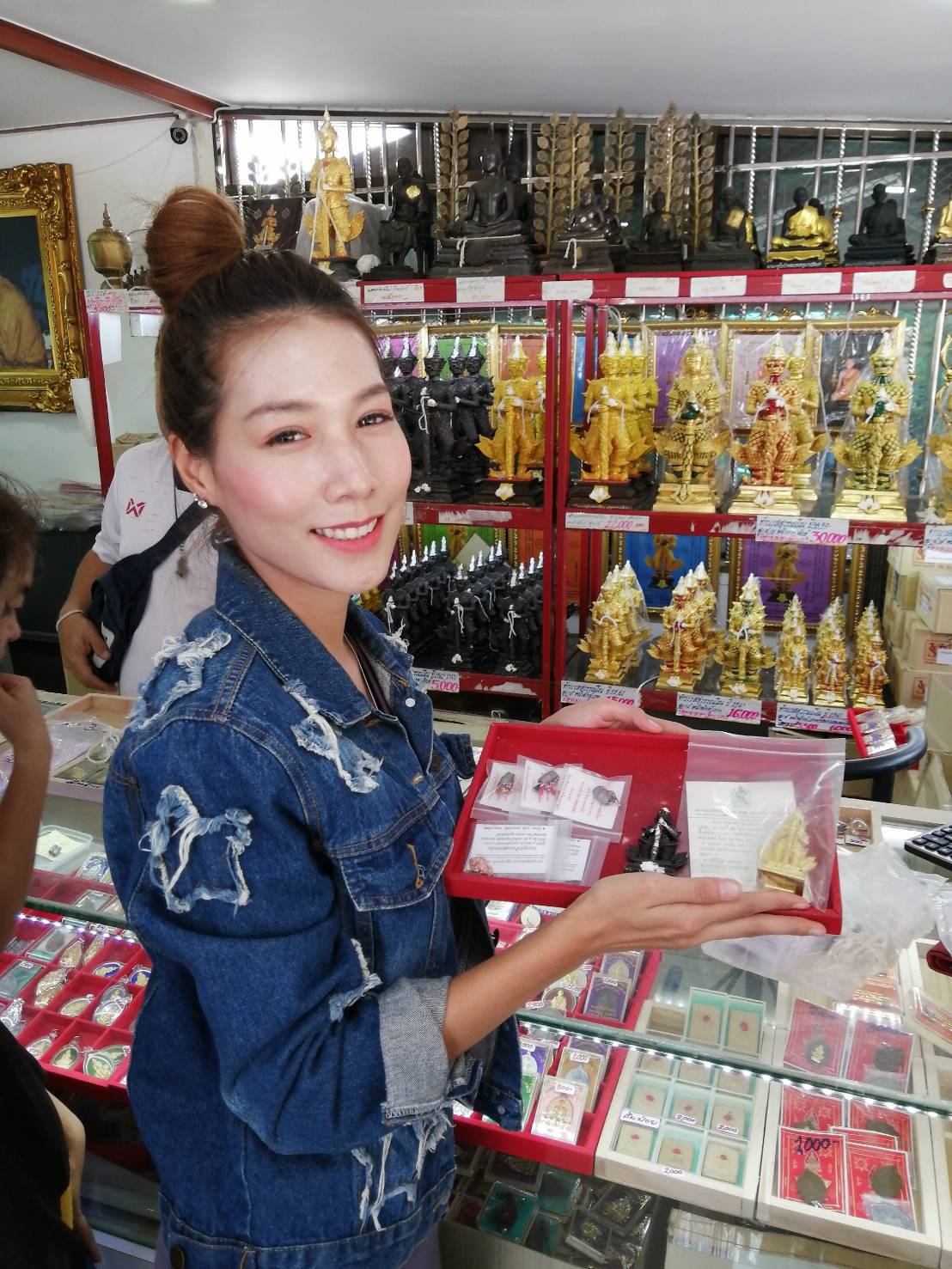 พระบูชาท้าวเวสสุวรรณหน้าเทวดา สูง 4 นิ้ว ลพ.อิฏฐ์ วัดจุฬามนี