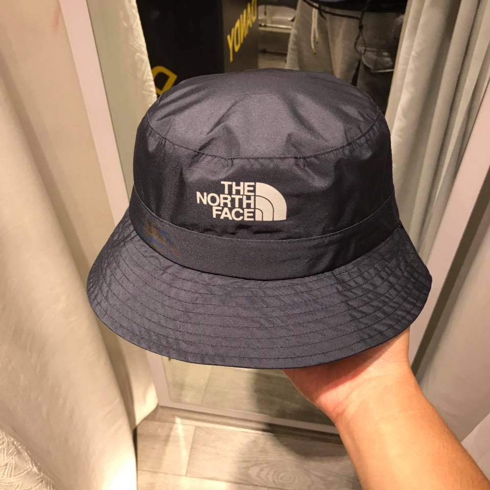 หมวกเดินป่า The North Face ผ้า Sympatex กันน้ำ 100 % ของใหม่ ของแท้ พร้อมส่งจากไทย