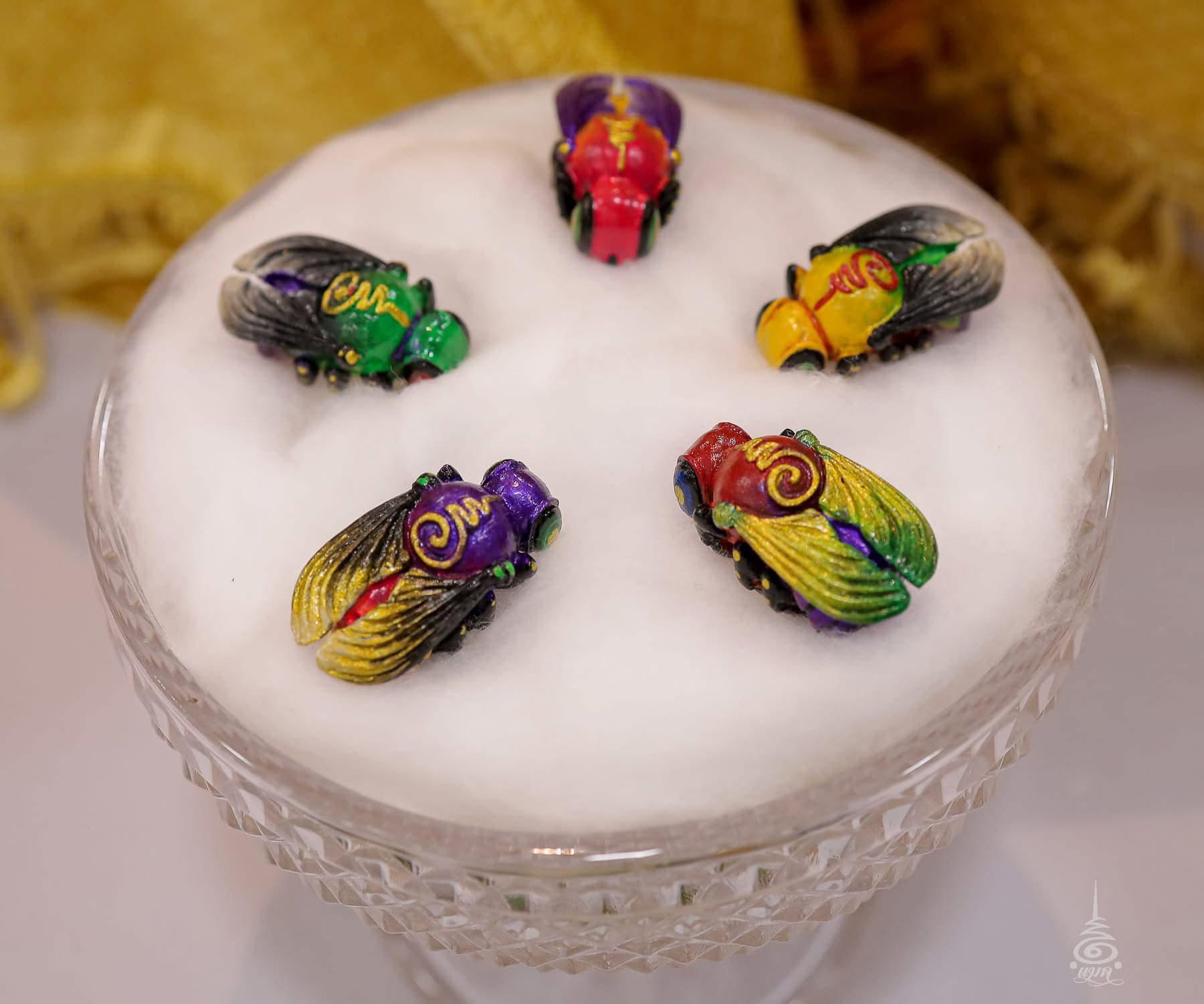 ลูกแก้วพุทธบารมีเปิดโลก (แก้วแดง) สุริยันต์ทรงกลด ฐานจาร (ไซส์ใหญ่ 5 cm) ลพ.เล็ก ลพ.บ๊ะ ลพ.ตุ๊ มหาสิงห์