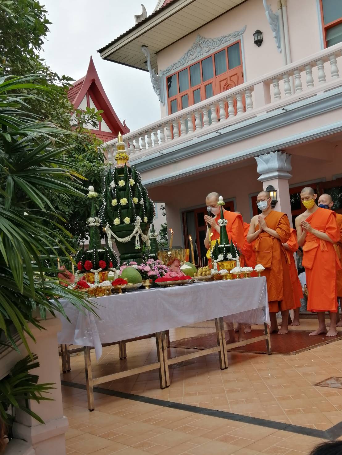 แผ่นป้ายไม้ พระแม่กวนอิม (เสกล่าสุดวาระพิธีแม่กวนอิมออกบวช) ลพ.เอ บ้านสุมโน