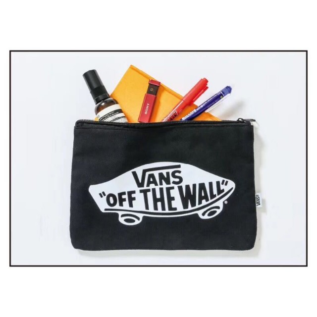 กระเป๋าผ้าสะพายข้าง และ ถุงผ้า Vans - Canvas Pouch and Sling Bag รุ่นพิเศษจากญี่ปุ่น ของใหม่ ของแท้ พร้อมส่ง
