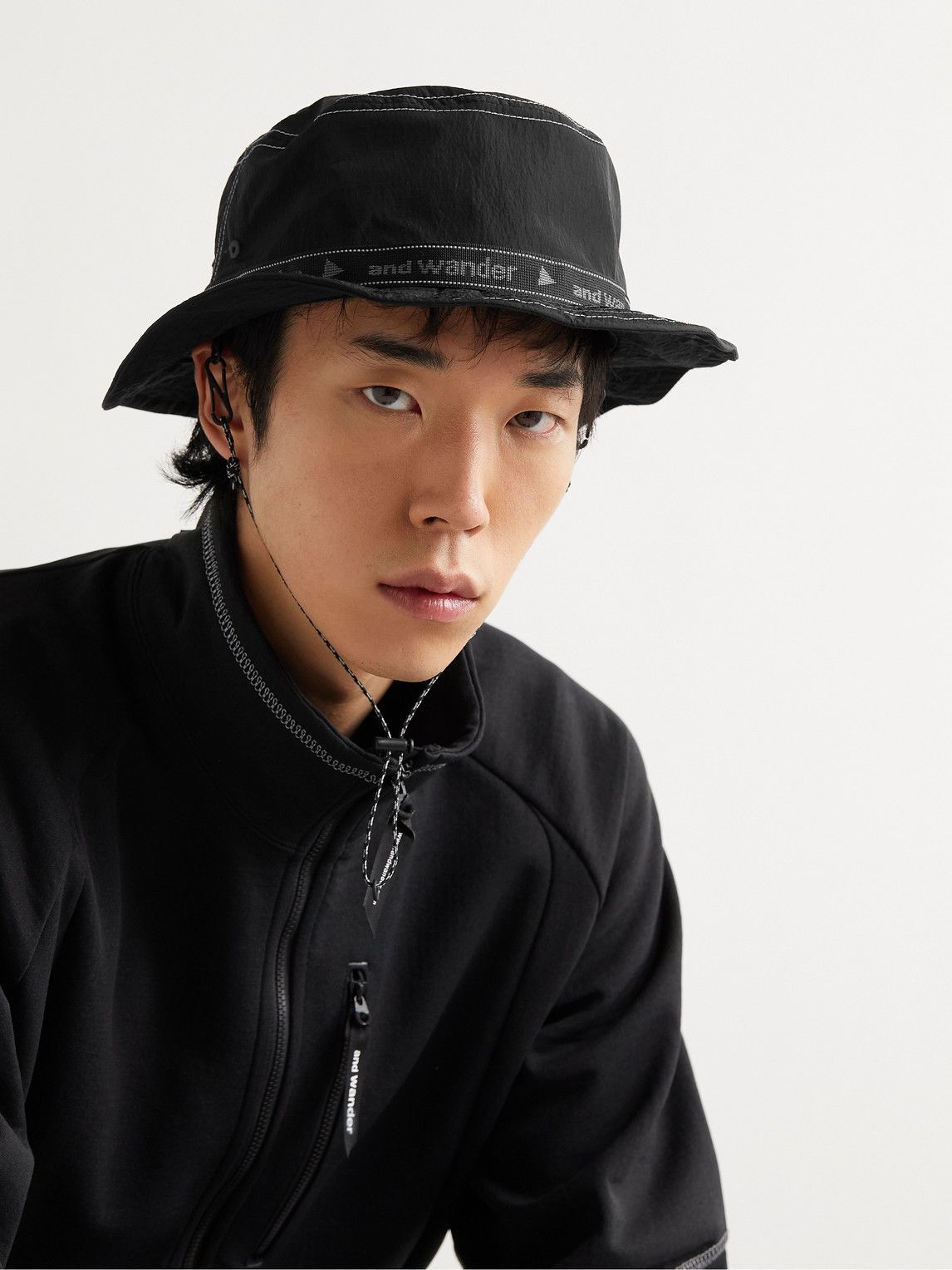 หมวกเดินป่า And Wander JQ Tape Nylon Ripstop Bucket Hat ผ้า Coolmax กันน้ำ 100 % ของใหม่ ของแท้ พร้อมส่งจากไทย