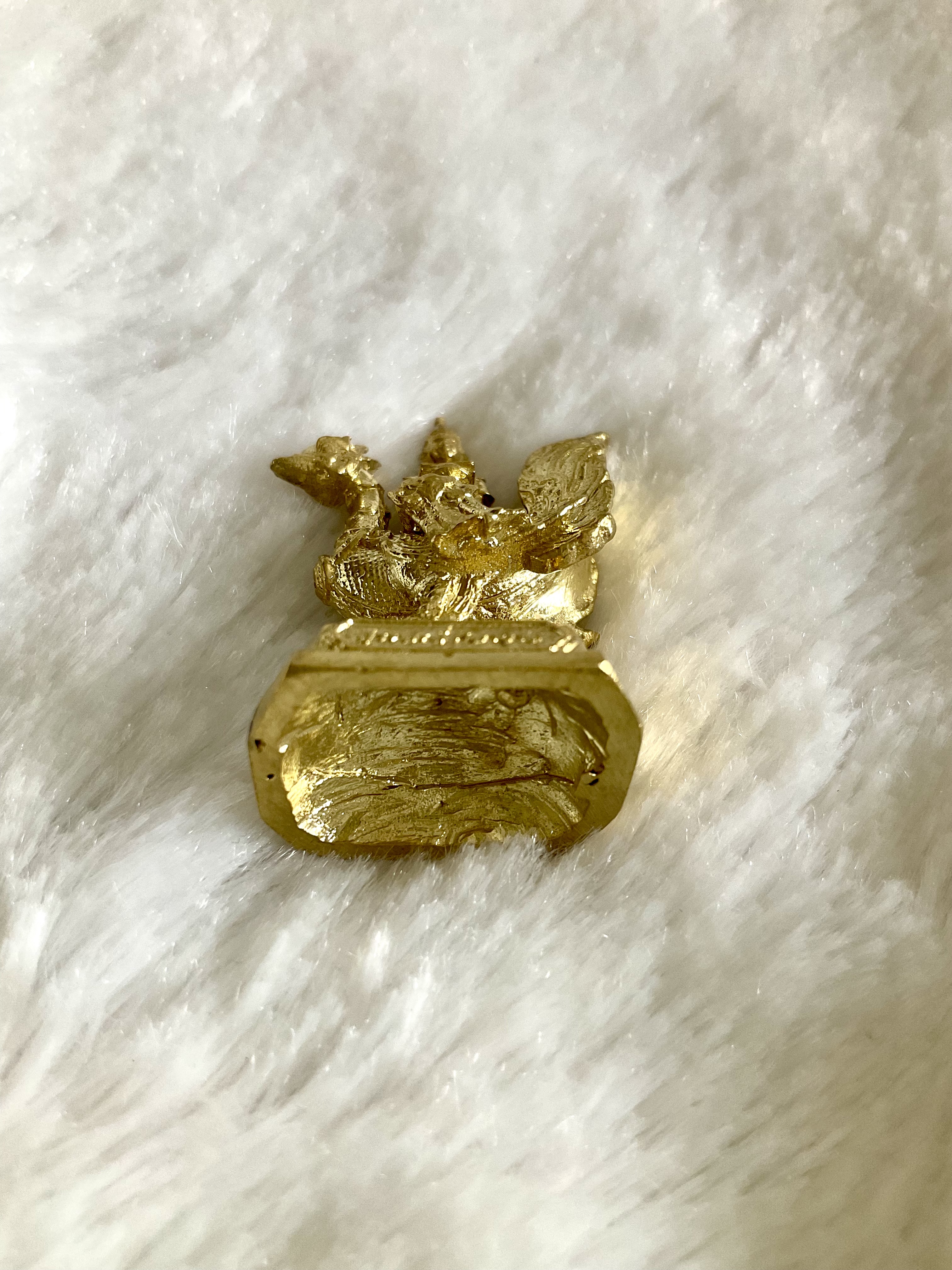 รูปหล่อพระแม่สระระตี่ รุ่นแรก สูง 3.5 ซม. (พระแม่สุรัสวตี หรือแม่สุนทรรีวาณี) ลพ.เล็ก พอจ.พันแสง วัดศิลาวาส