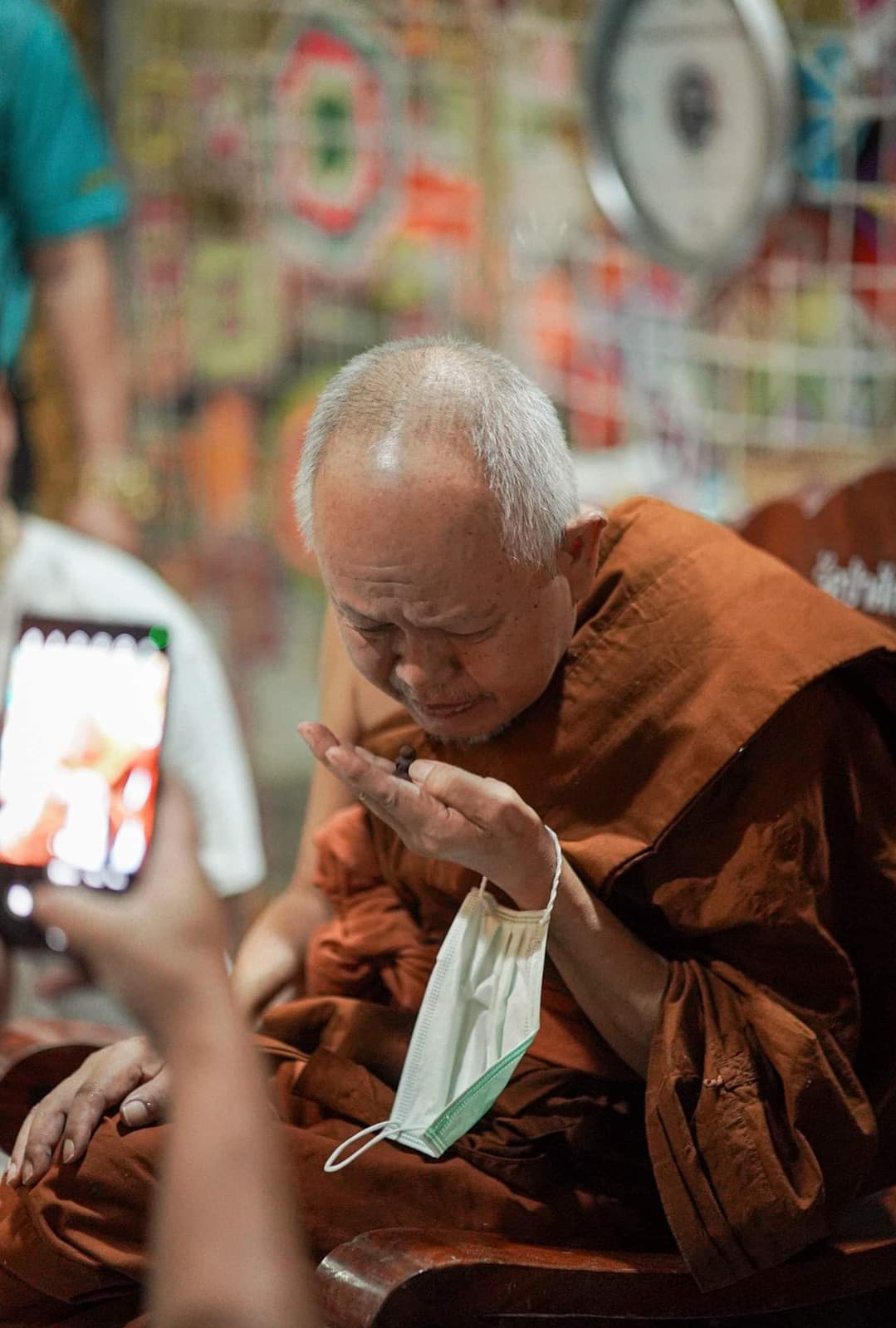 พระปิดตามหาเศรษฐี เนื้อว่าน 108 ผสมครั่ง หลวงปู่สมสิทธิ์ รักขิตสีโล