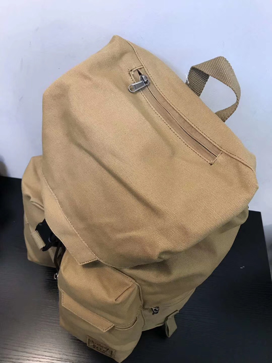 กระเป๋าเป้ Levi's Vintage Backpack ของใหม่ ของแท้ พร้อมส่งจากไทย