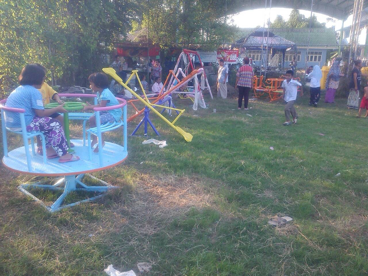 รหัส PG ผลงานติดตั้ง (สุเหร่าปากครองสำลี-บางบัวทอง จ.นนทบุรี) เครื่องเล่นสนามกลางแจ้งสำหรับเด็ก