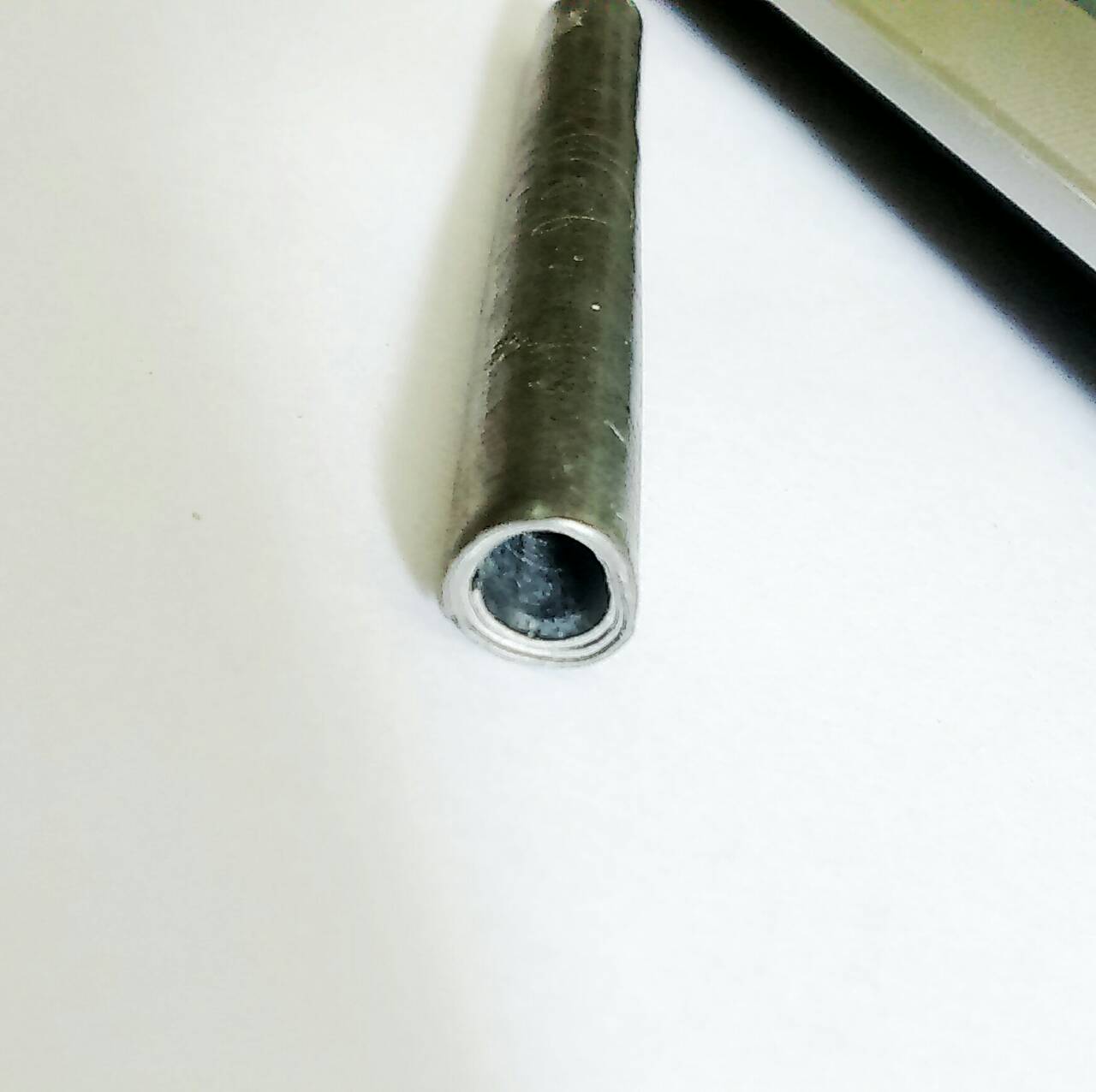 ตะกรุดเนื้อตะกั่ว จารมือ หลวงพ่อคง วัดเขากลิ้ง ปี 51