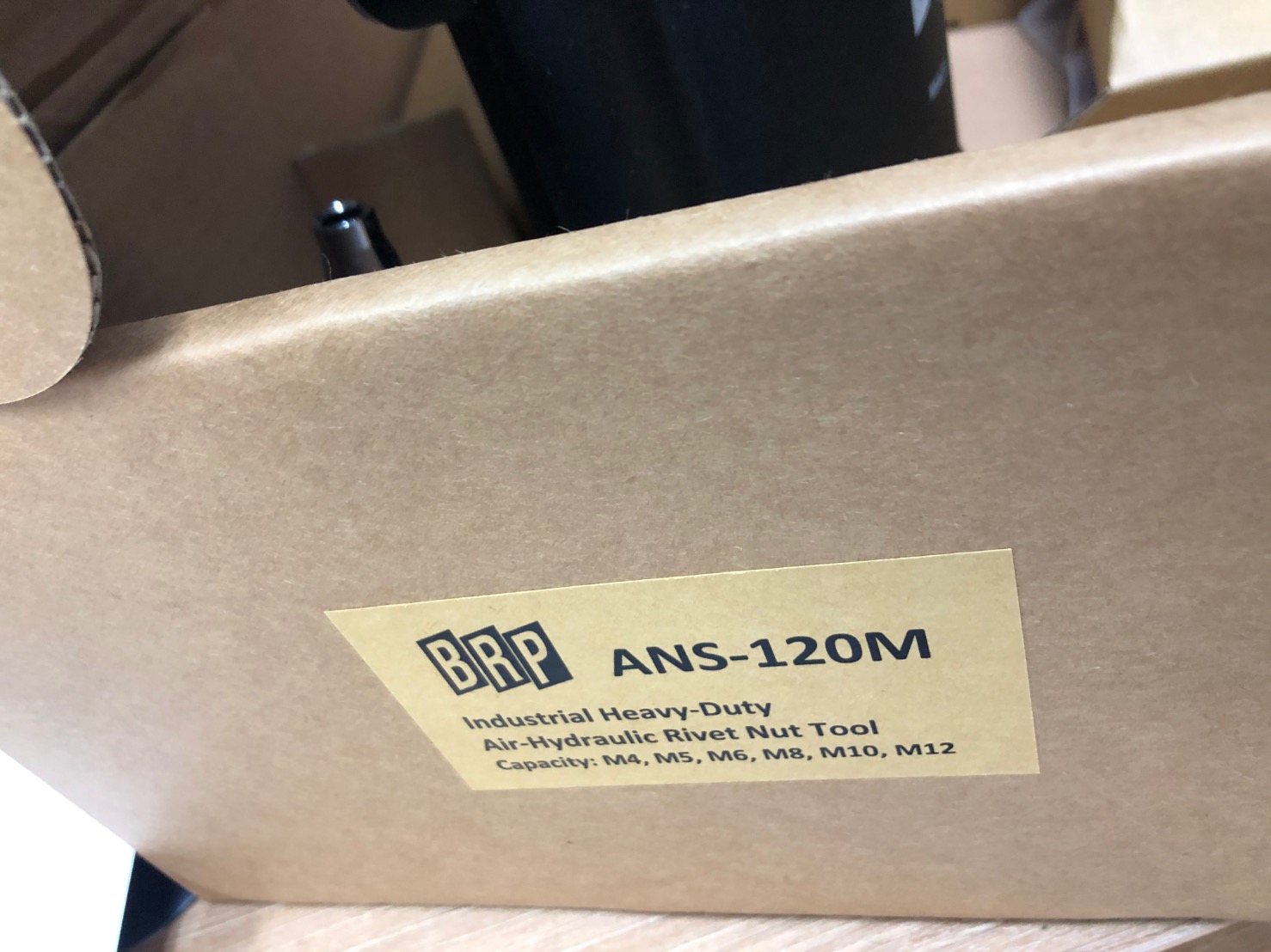 BRP เครื่องย้ำรีเวทน็อตลม งานหนัก รุ่น ANS-120M น็อตขนาด M4-M12 พร้อมอุปกรณ์ AIR NUT RIVETER