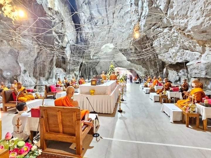 ตะกรุดนารายณ์ทรงฤทธิ์ เนื้อทองคำ ขนาด 2 นิ้ว