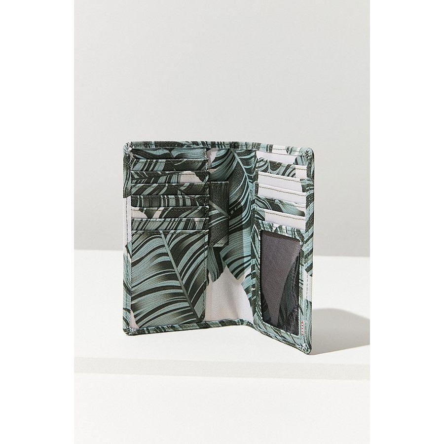 กระเป๋าใส่พาสปอร์ต Herschel Search ของแท้ พร้อมส่งจากไทย