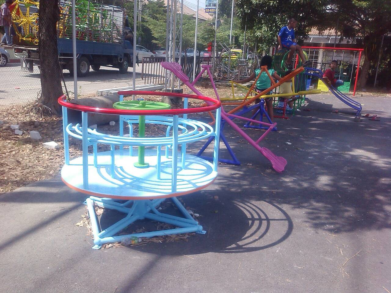 รหัส PG ผลงานติดตั้ง (หมู่บ้านบัวทองพาร์ค5 จ.นนทบุรี) เครื่องเล่นสนามกลางแจ้งสำหรับเด็ก