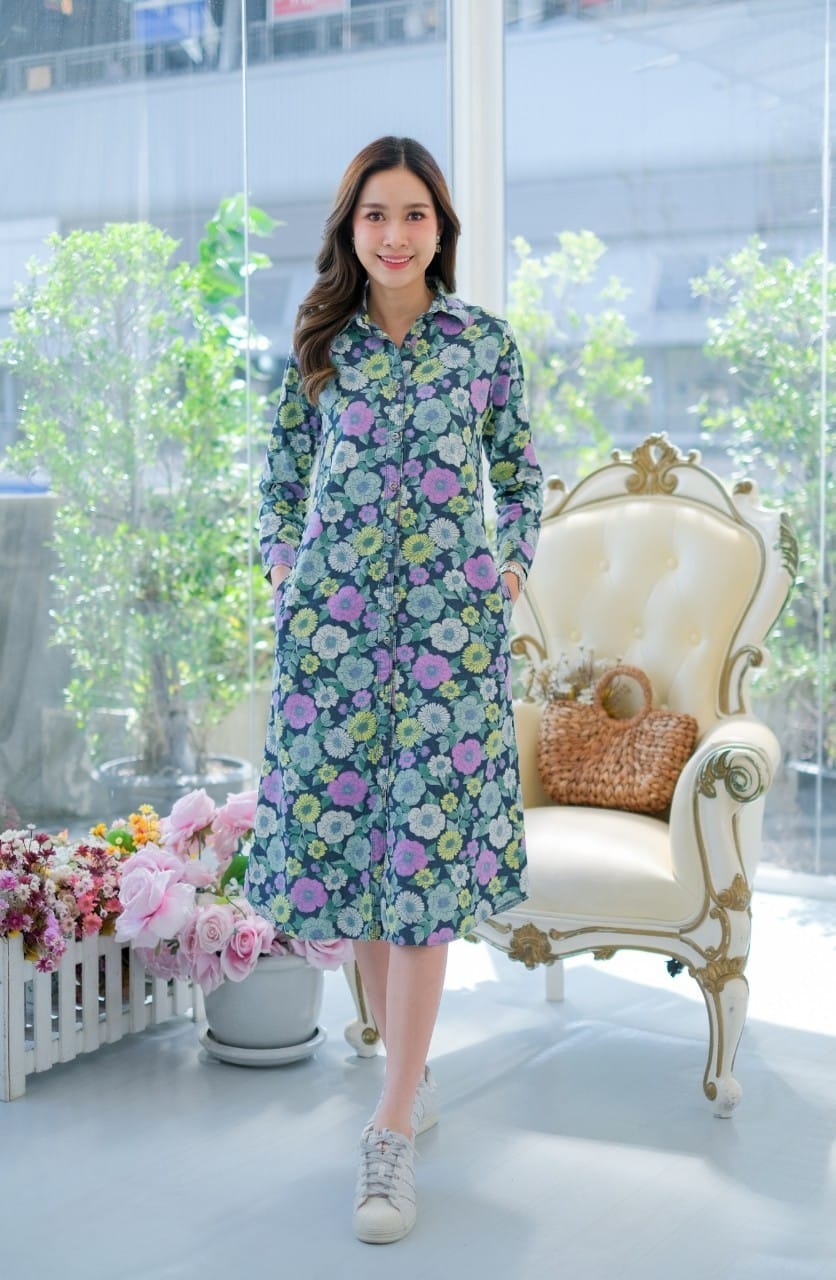 ชุดยีนส์ #8647 เดรสยีนส์แบบสวยพิมพ์ลายดอกไม้สวยหรู ผ้ายีนส์เนื้อนิ่มไม่หนา ใส่สบาย สินค้าขายดี