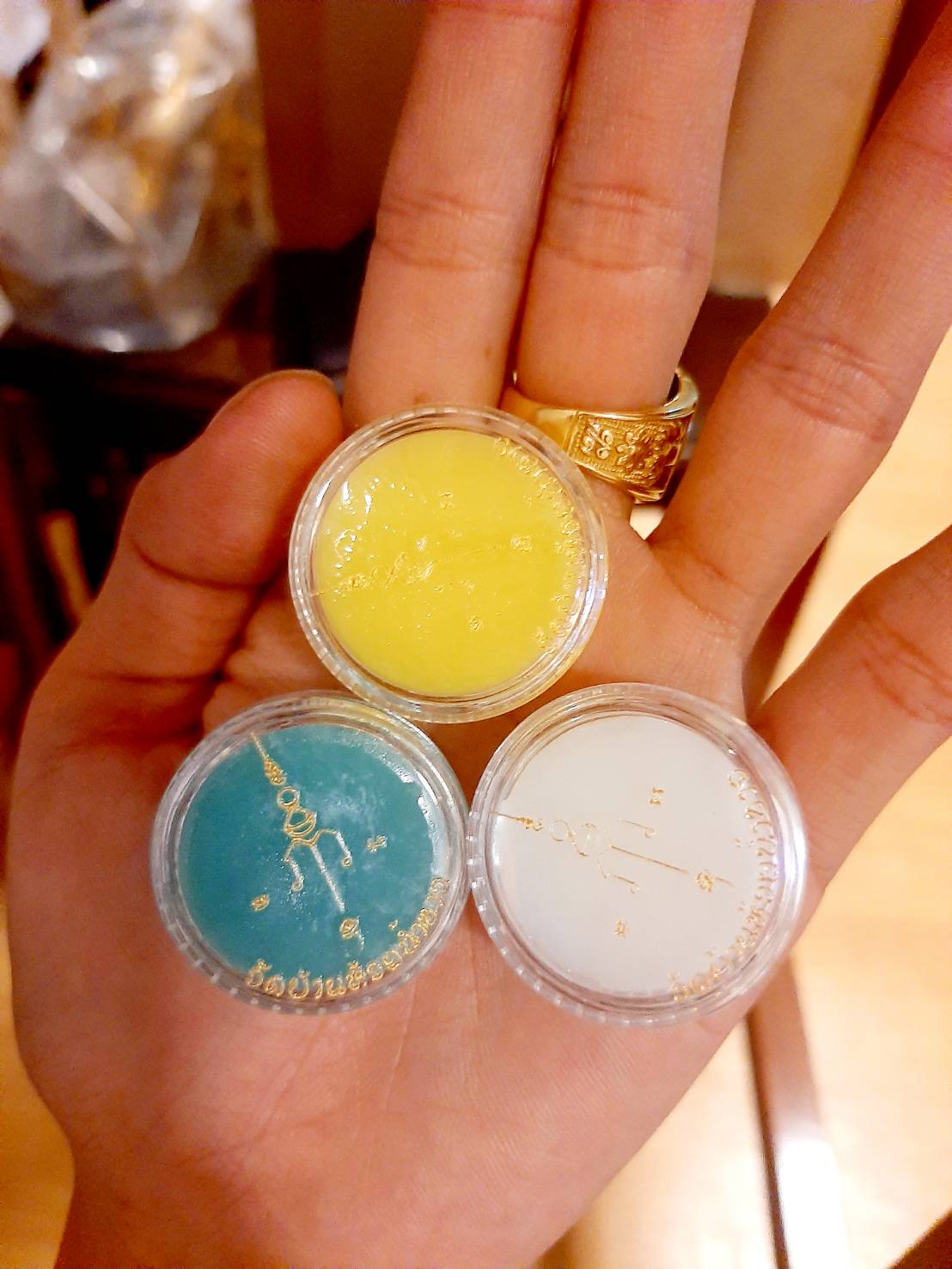 สีผึ้งนฤาชา วัดห้วยน้ำขาว ลพ.เล็กร่วมเสก