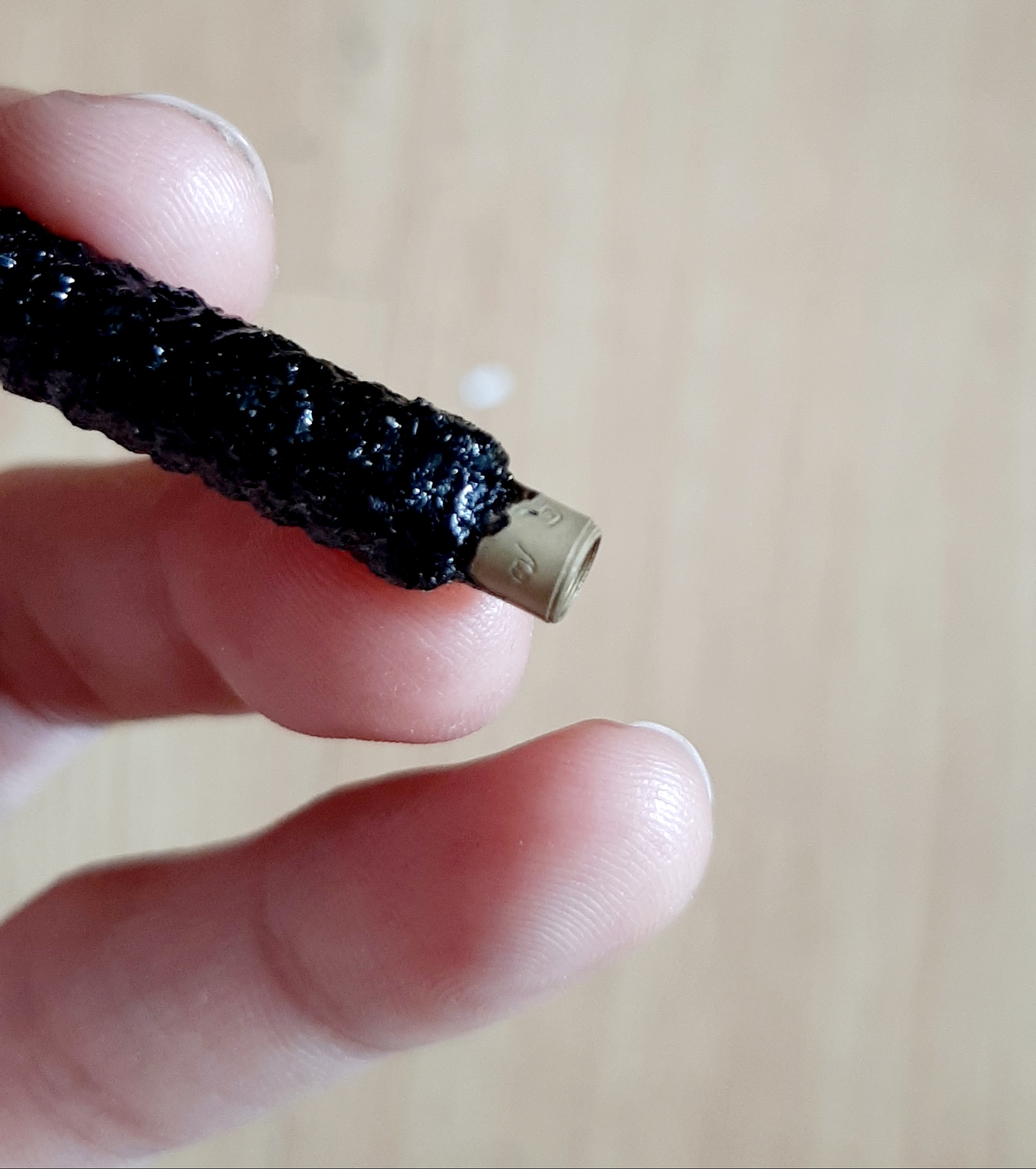 ตะกรุดโสฬสมงคล รุ่น 100 ปี หลวงตาวาส no.๗๒๔ (ด้านในบรรจุเกศา)