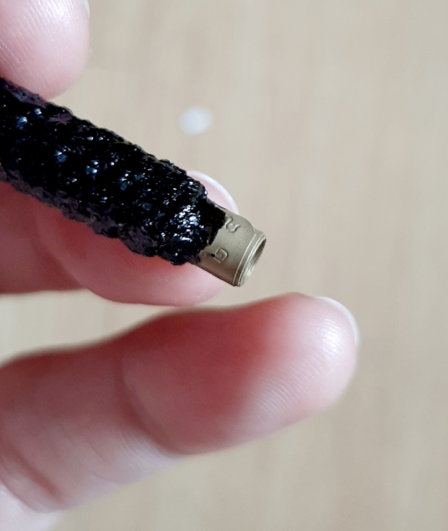 ตะกรุดโสฬสมงคล รุ่น 100 ปี หลวงตาวาส no.๗๒๔ (ด้านในบรรจุเกศา)