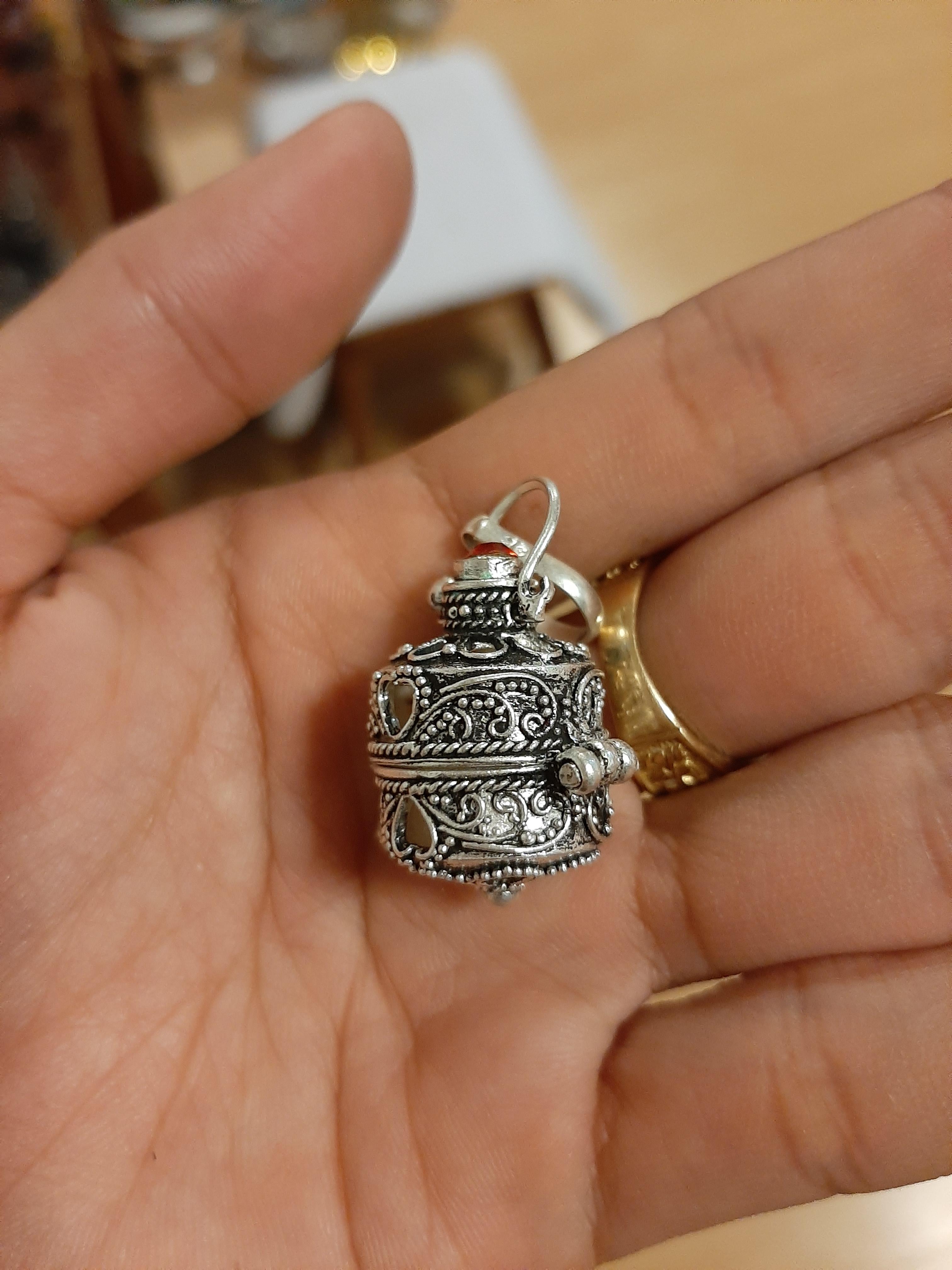 ปฐวีธาตุ โค๊ตดีบุก (มีพญานาครักษา1 องค์) พร้อมกระเช้าเงินแท้จากบาหลี ลพ.เล็กร่วมเสก วัดพุทธพรหมยาน