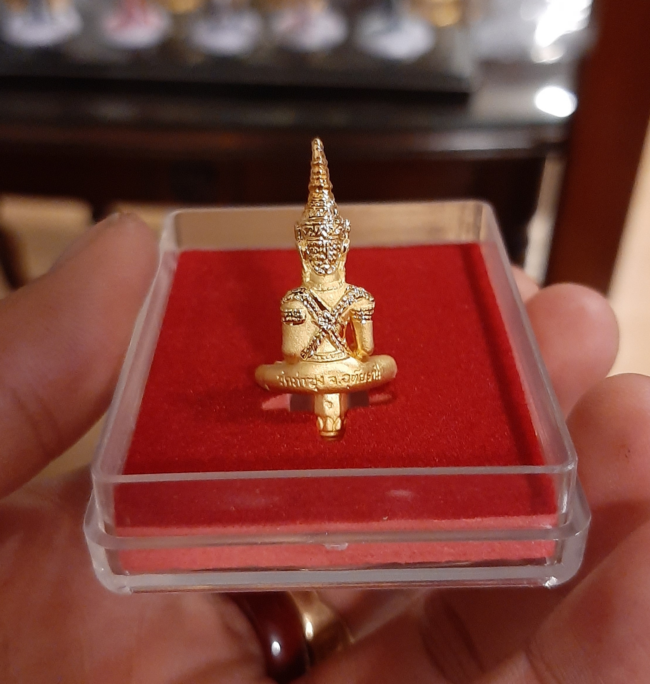 พระจักรพรรดิยอดธง วัดท่าซุง ลพ.อนันต์