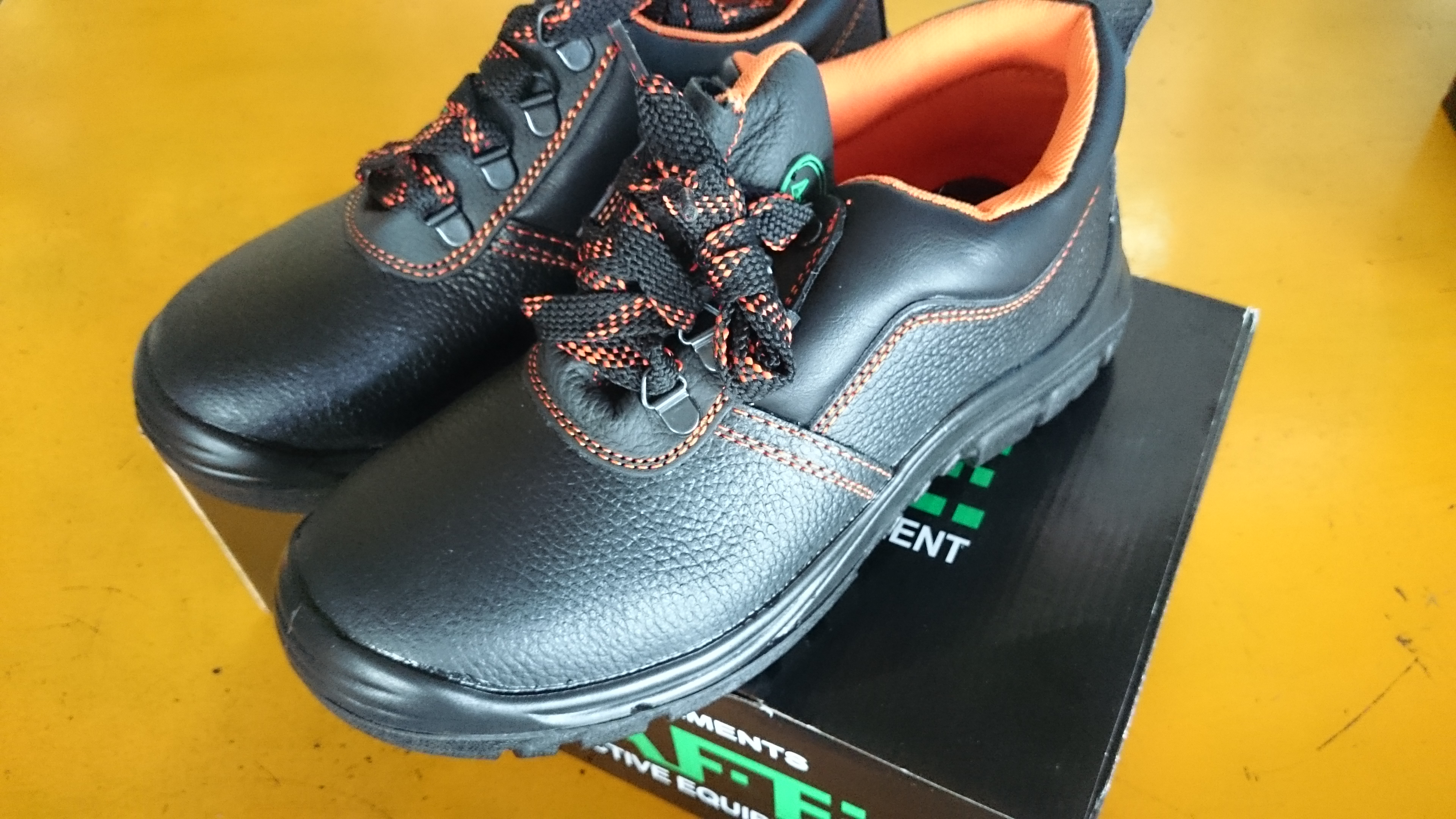 รองเท้าSafety