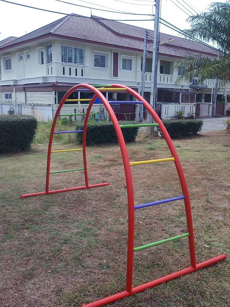 รหัส PG ผลงานติดตั้ง (หมู่บ้านชนกานต์กลางเมือง ม.4 อ.เมือง ) เครื่องออกกำลังกายเด็ก