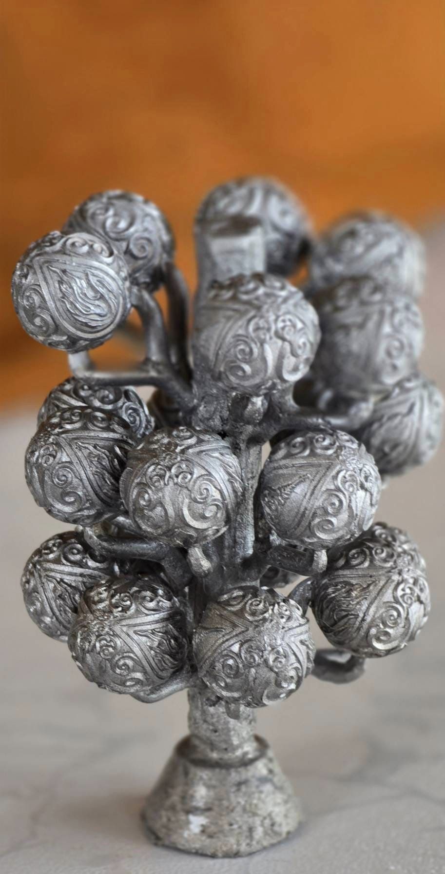 ลูกอมเพลิงพระกาฬ (ไม่เพ้นท์สี) ขนาดเล็ก (๑ ใน ๔๐๐) หลวงพ่อเอก สำนักสงฆ์เขาธัมมสรณ์ ปี 67