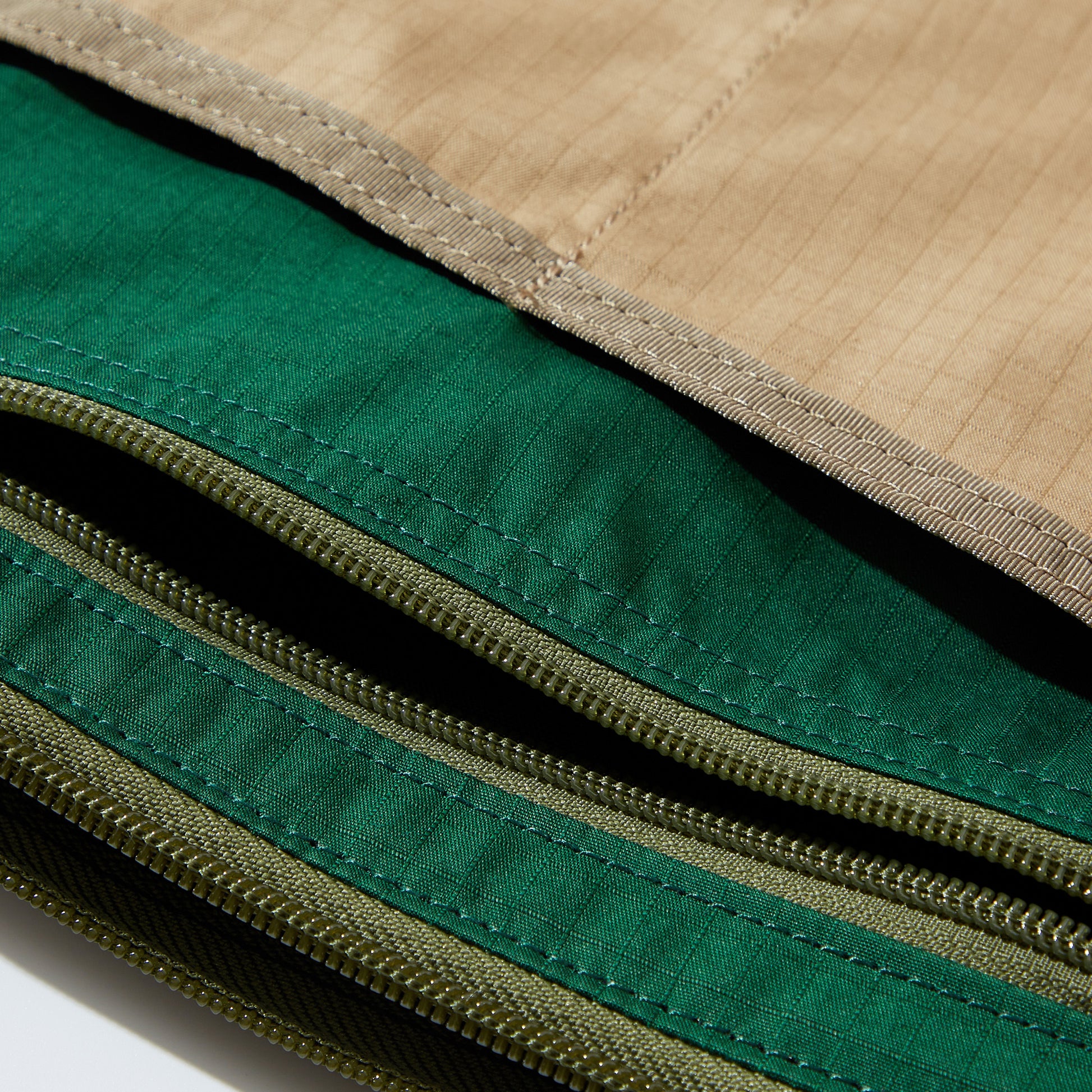 กระเป๋า Gregory x Nothomme Sacoche Bag รุ่นพิเศษจากญี่ปุ่น กระเป๋าสะพาย ของใหม่ ของแท้ พร้อมส่ง