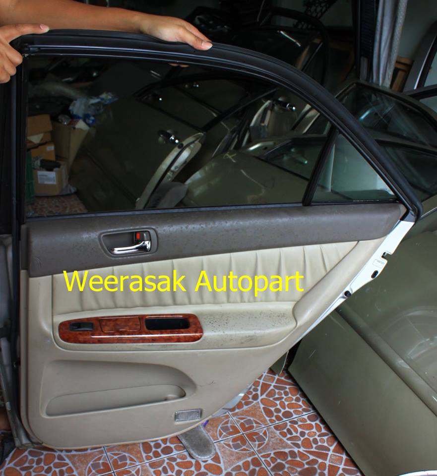 ประตูรถญี่ปุ่น