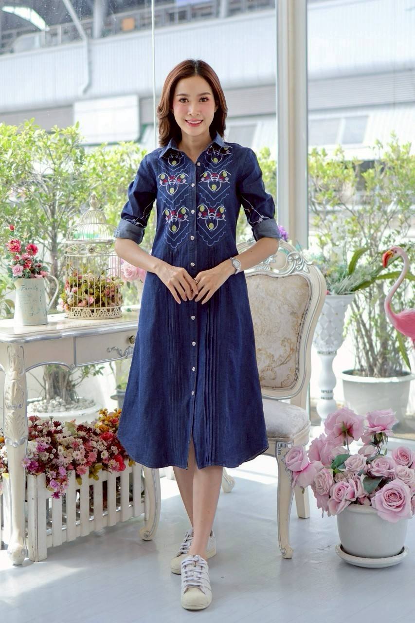ชุดยีนส์ #8739 เดรสยีนส์ปักลายสวยหรู ผ้ายีนส์เนื้อนิ่มใส่สบาย แบบสวยใส่ได้หลายโอกาส