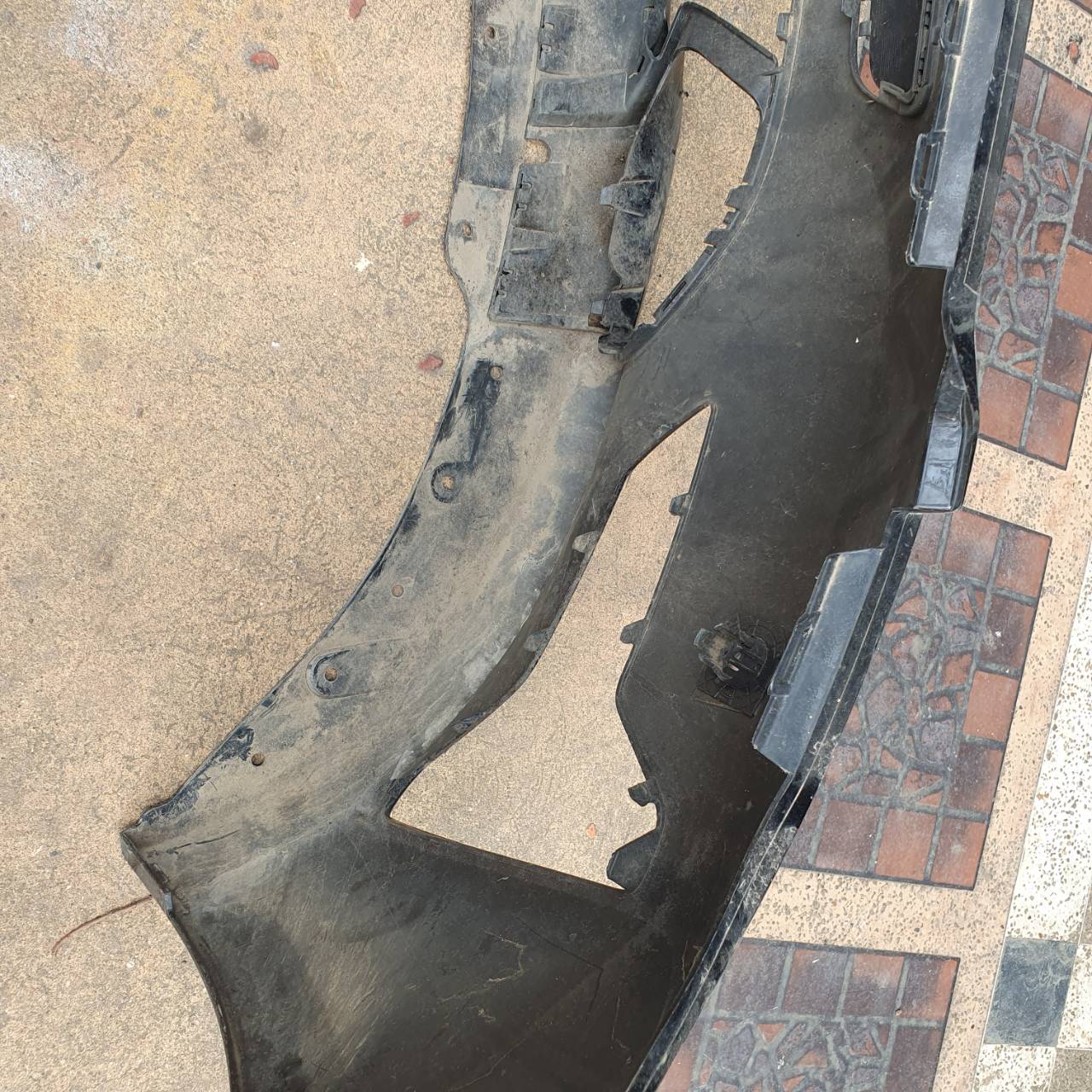 กันชนหน้า BMW 320d G20 ปี 2019(มือสองขายตามสภาพ)