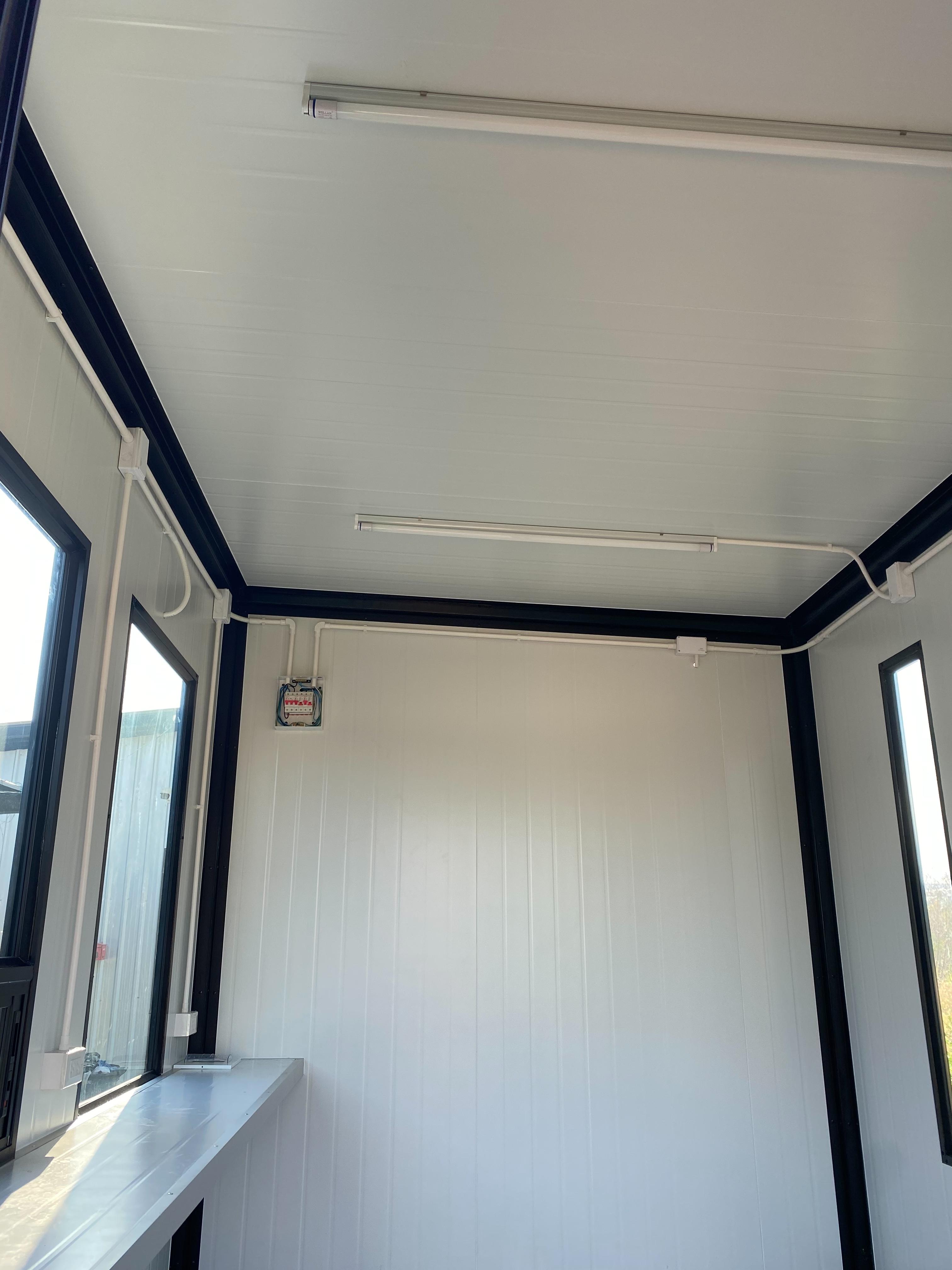 ตู้ออฟฟิศสำเร็จรูป ขนาด2.50x3.50 เมตร