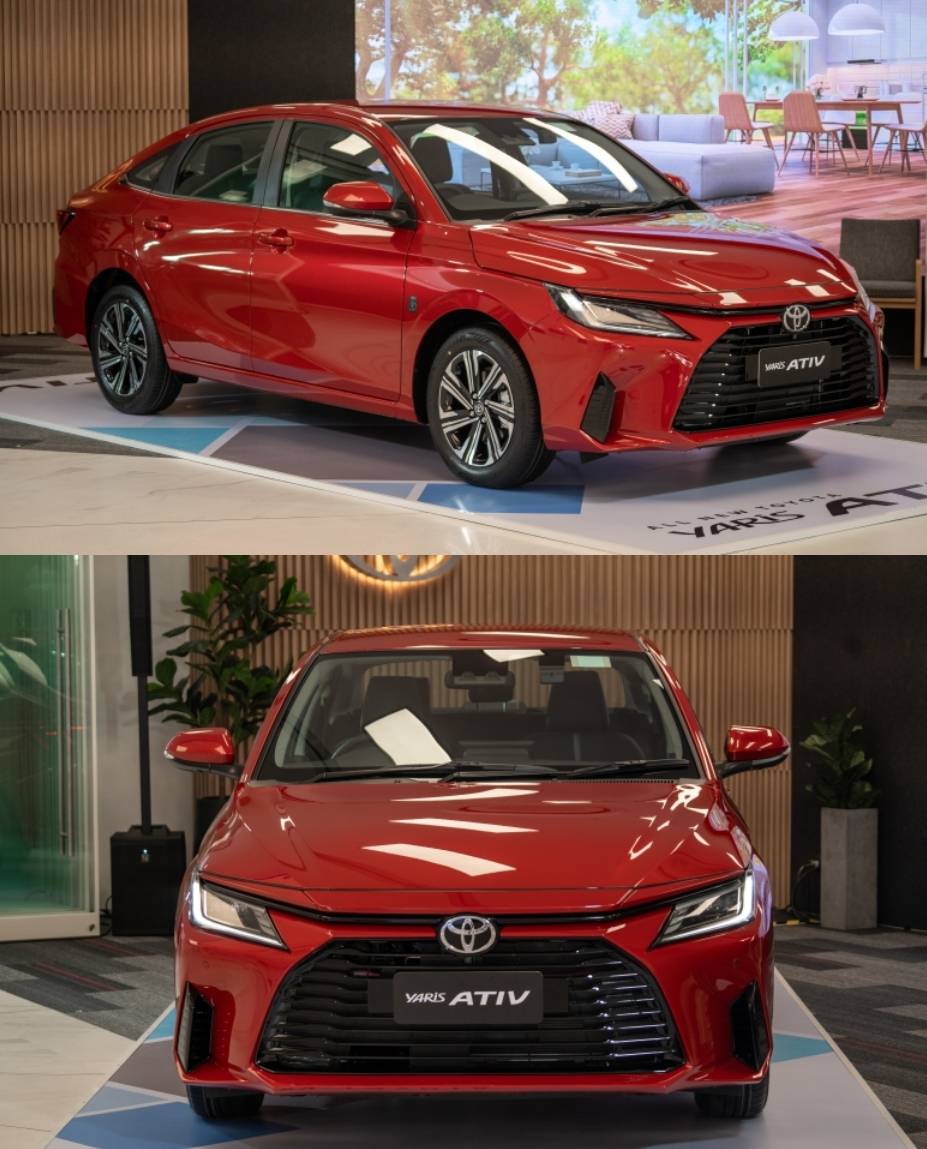 เบ้าประตู Toyota Yaris ATIV โตโยต้า ยาริส เอทีฟ 4 ประตู ปี 2022-ปัจจุบัน (สีดำเงา โลโก้สีแดง)