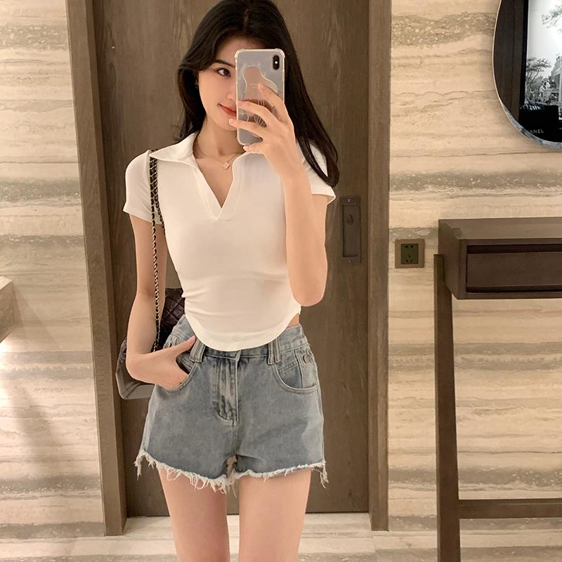 เสื้อผ้าแฟชั่นผู้หญิง เสื้อยืด คอกลมแขนสั้น bella 005