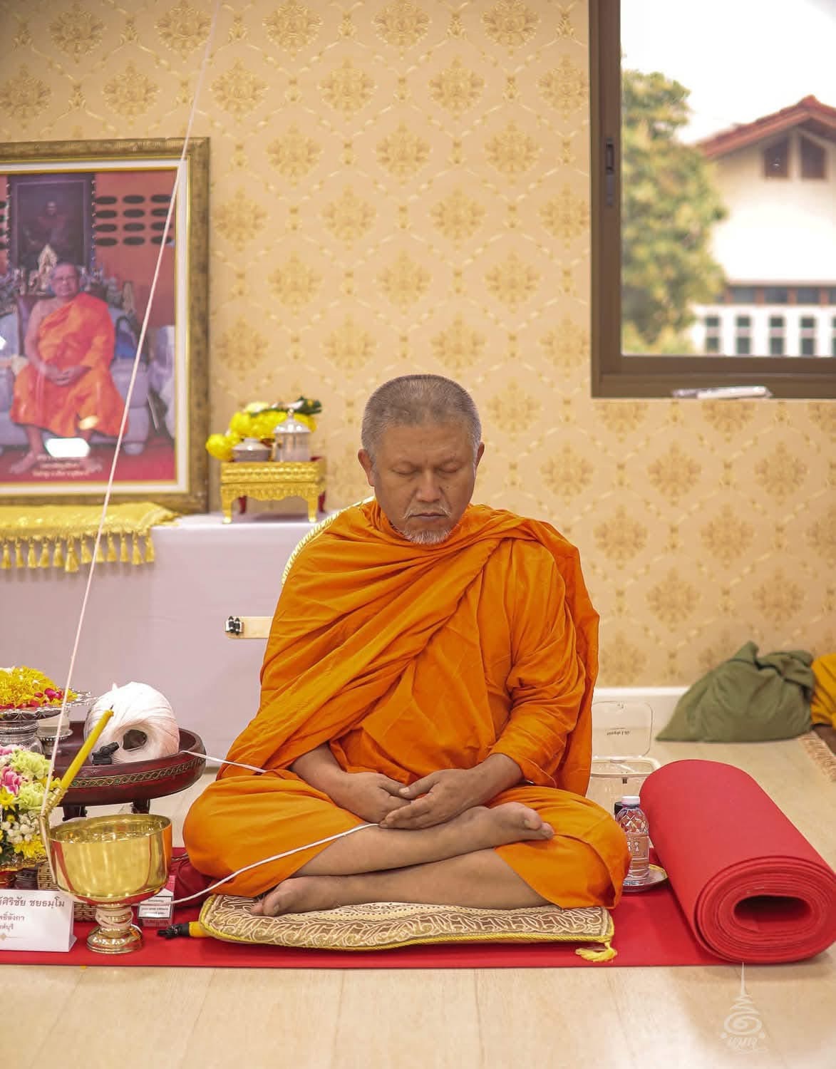 ลูกแก้วพุทธบารมีเปิดโลก (แก้วแดง) สุริยันต์ทรงกลด ฐานจาร (ไซส์ใหญ่ 5 cm) ลพ.เล็ก ลพ.บ๊ะ ลพ.ตุ๊ มหาสิงห์