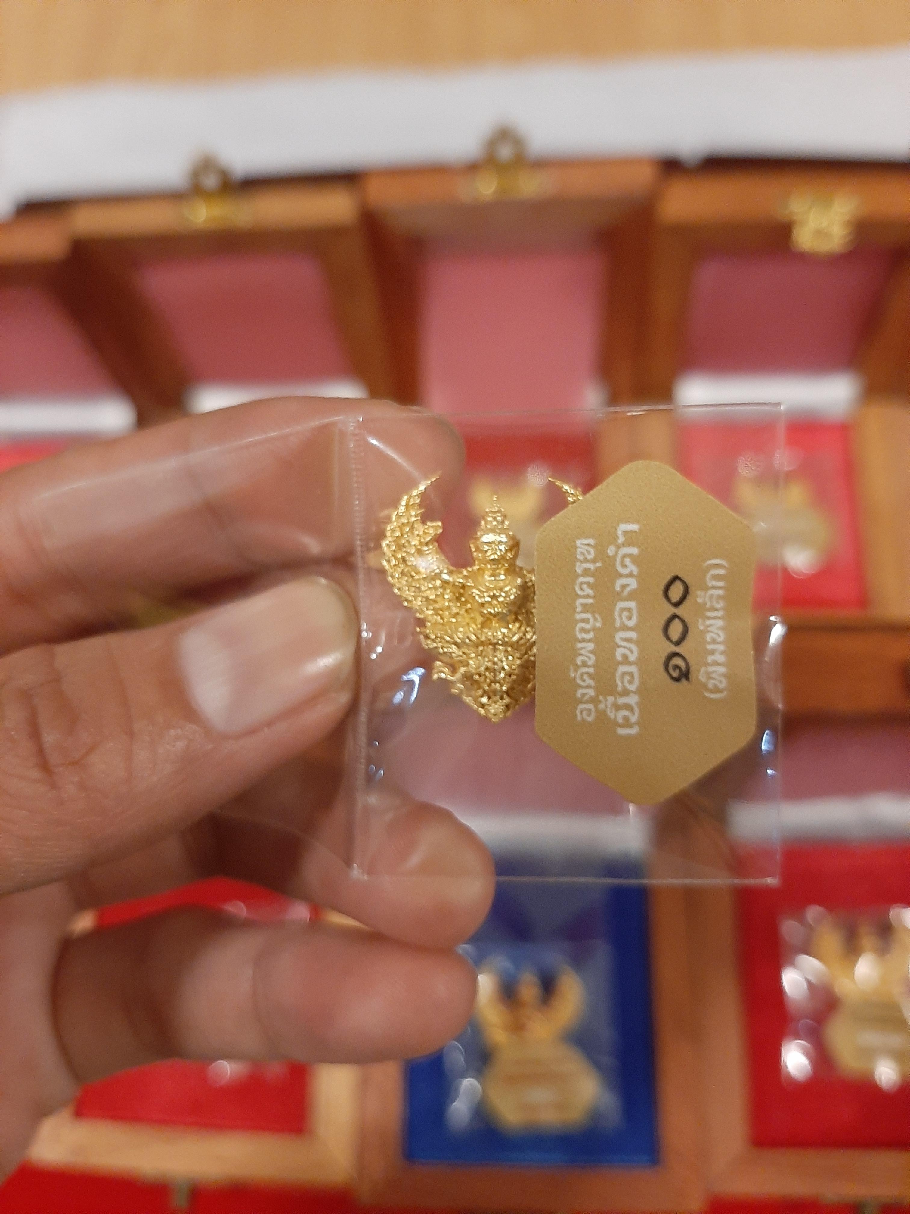 พญาครุฑกะไหล่ทองแพ็คคู่ พิมพ์ใหญ่และพิมพ์เล็ก รุ่น รวยสุดๆ วัดโพธิทอง