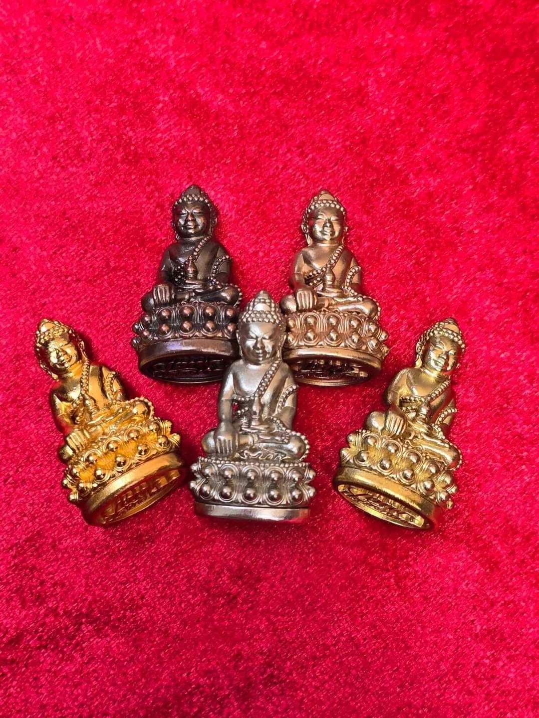 พระกริ่งไตรโลกนาถ สัตตะโลหะ ก้นอุดผงมหามงคล No.1717 หลวงปู่มหาศิลา พุทธาภิเษก