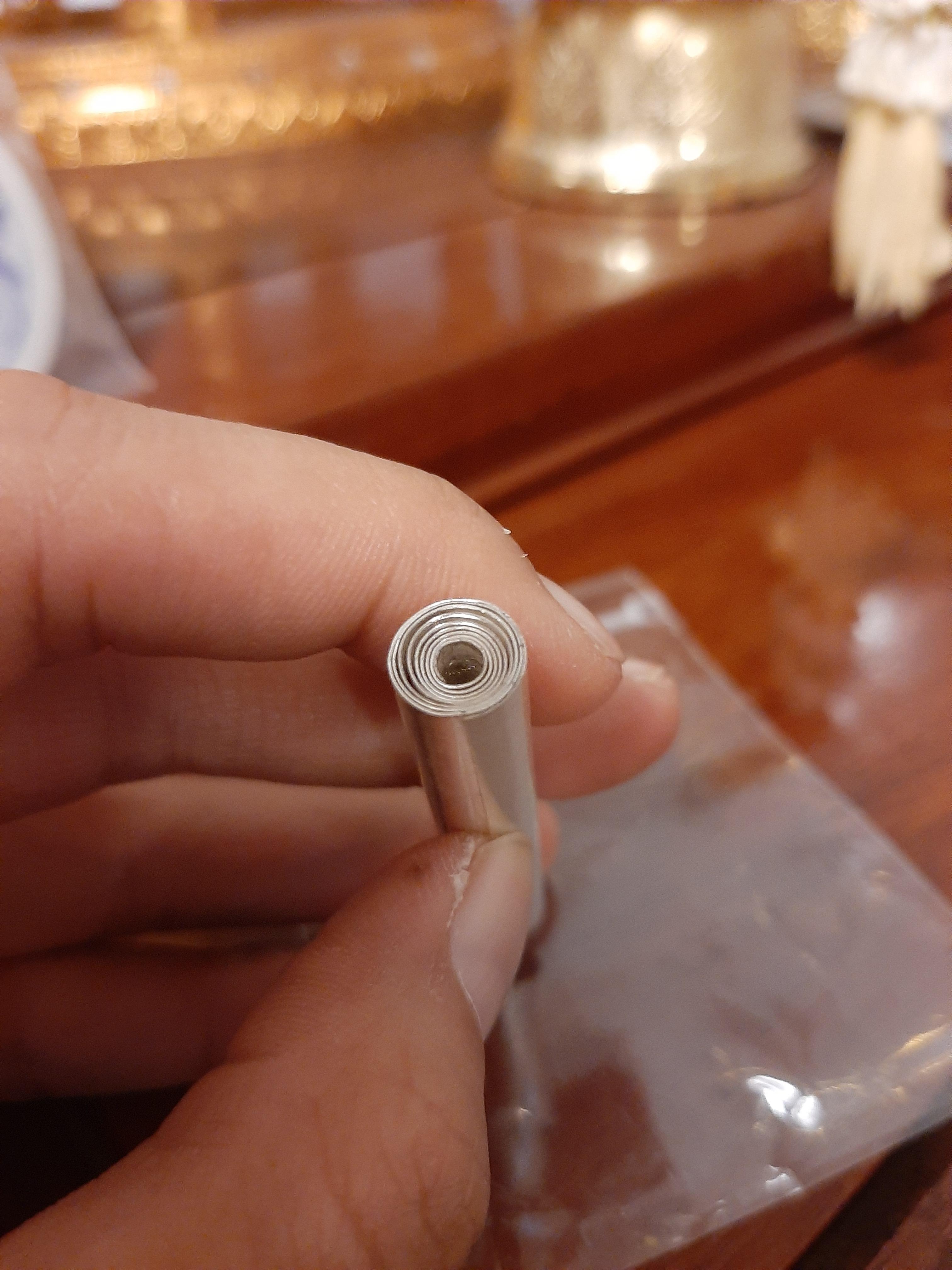 ตะกรุดมหาสะท้อน รุ่น 5 วัดท่าขนุน พร้อมซองสติ๊กเกอร์เดิม **พิเศษนำเข้าพิธีสวดภาณยักษ์ ไพรีพินาศ ป้องกันโรคระบาด**