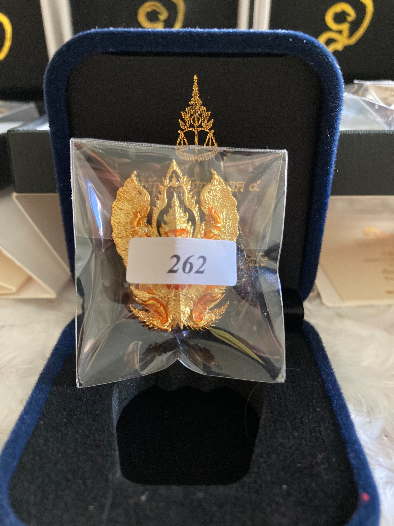 ครุฑทองคำ (พิมพ์เล็ก No.34) 1 ใน 38 องค์ พญาครุฑเทวราชมหาบารมี ๔ ทิศ หลวงพ่อวราห์ วัดโพธิ์ทอง