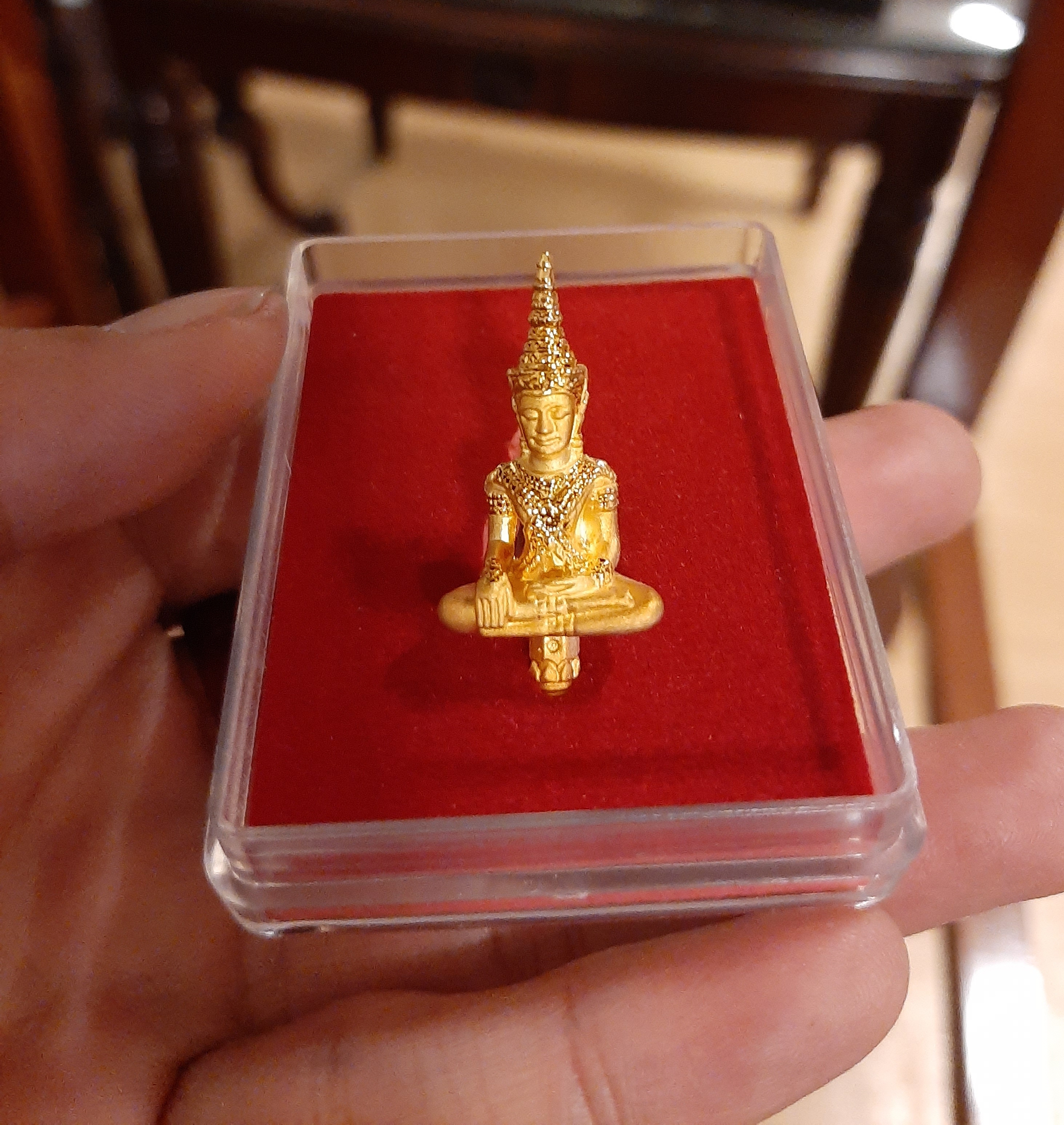 พระจักรพรรดิยอดธง วัดท่าซุง ลพ.อนันต์