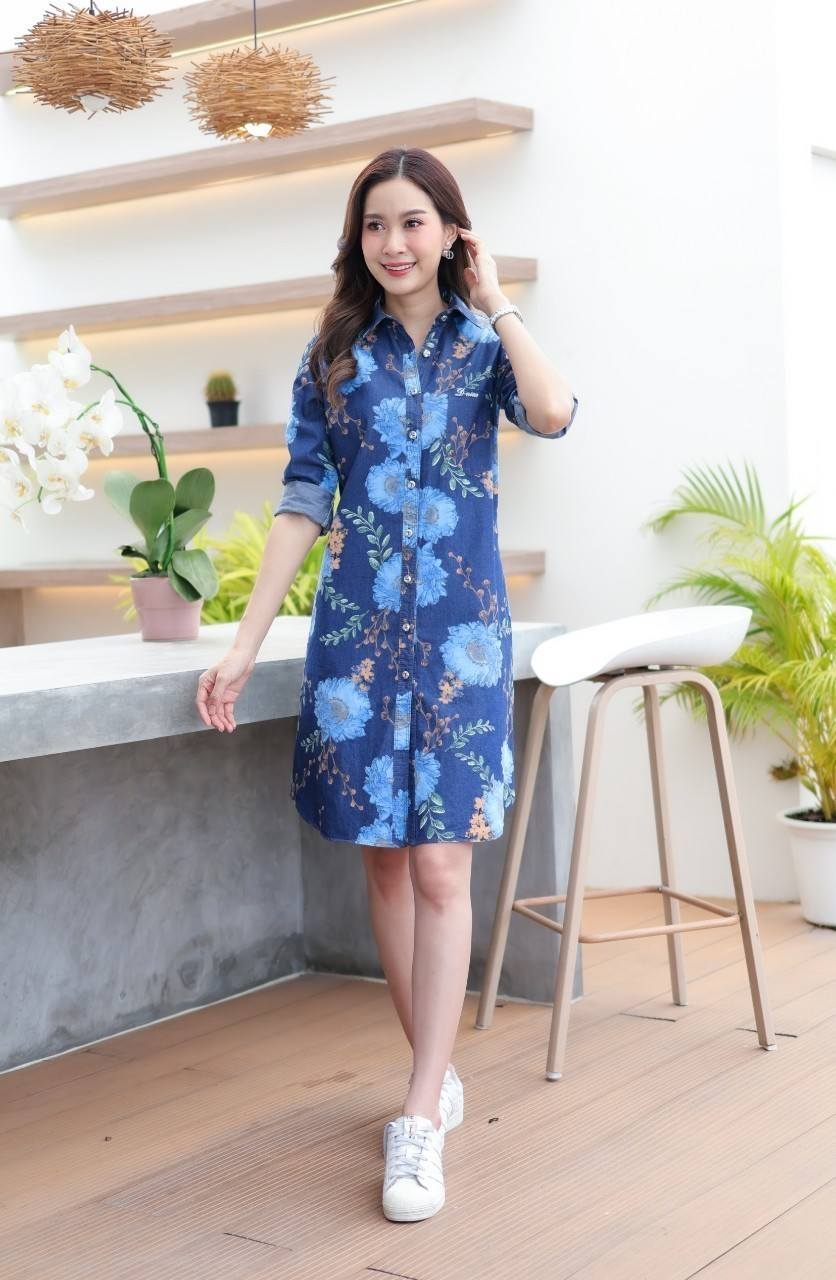 เดรสยีนส์ # 8758 ชุดยีนส์แบบสวยพิมพ์ลายสดใสสวยมาก ผ้ายีนส์ไม่หนา ใส่สบาย แบบสวยใส่ได้หลายโอกาส